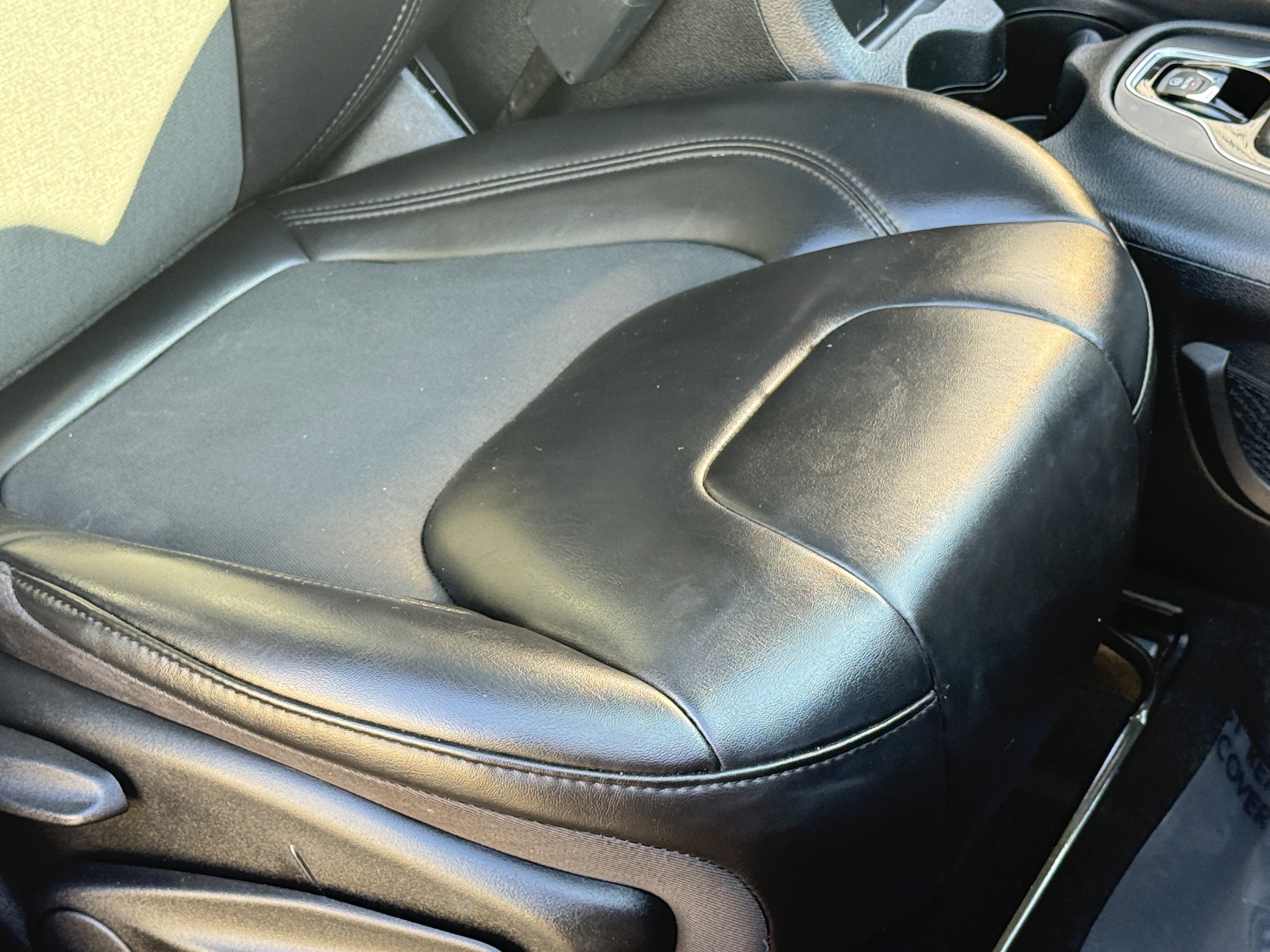 2020 Jeep Cherokee Altitude