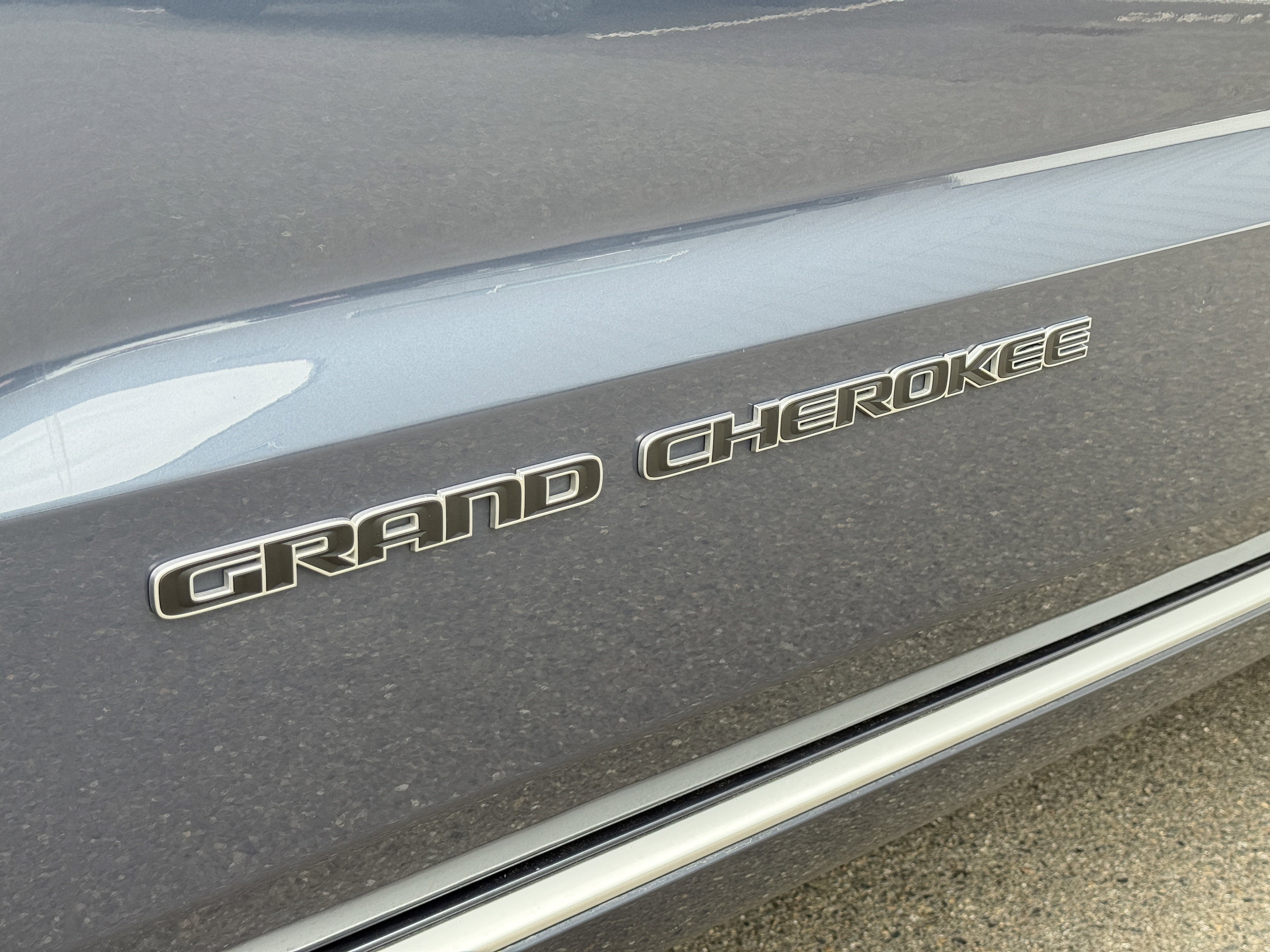 2020 Jeep Grand Cherokee Summit