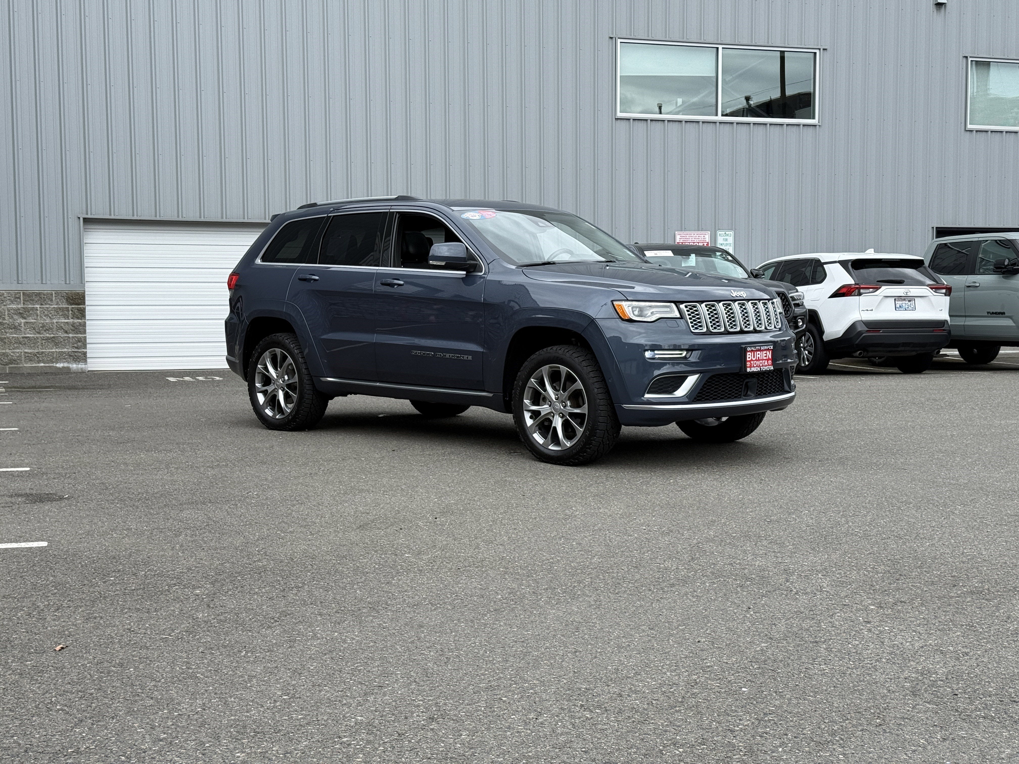 2020 Jeep Grand Cherokee Summit