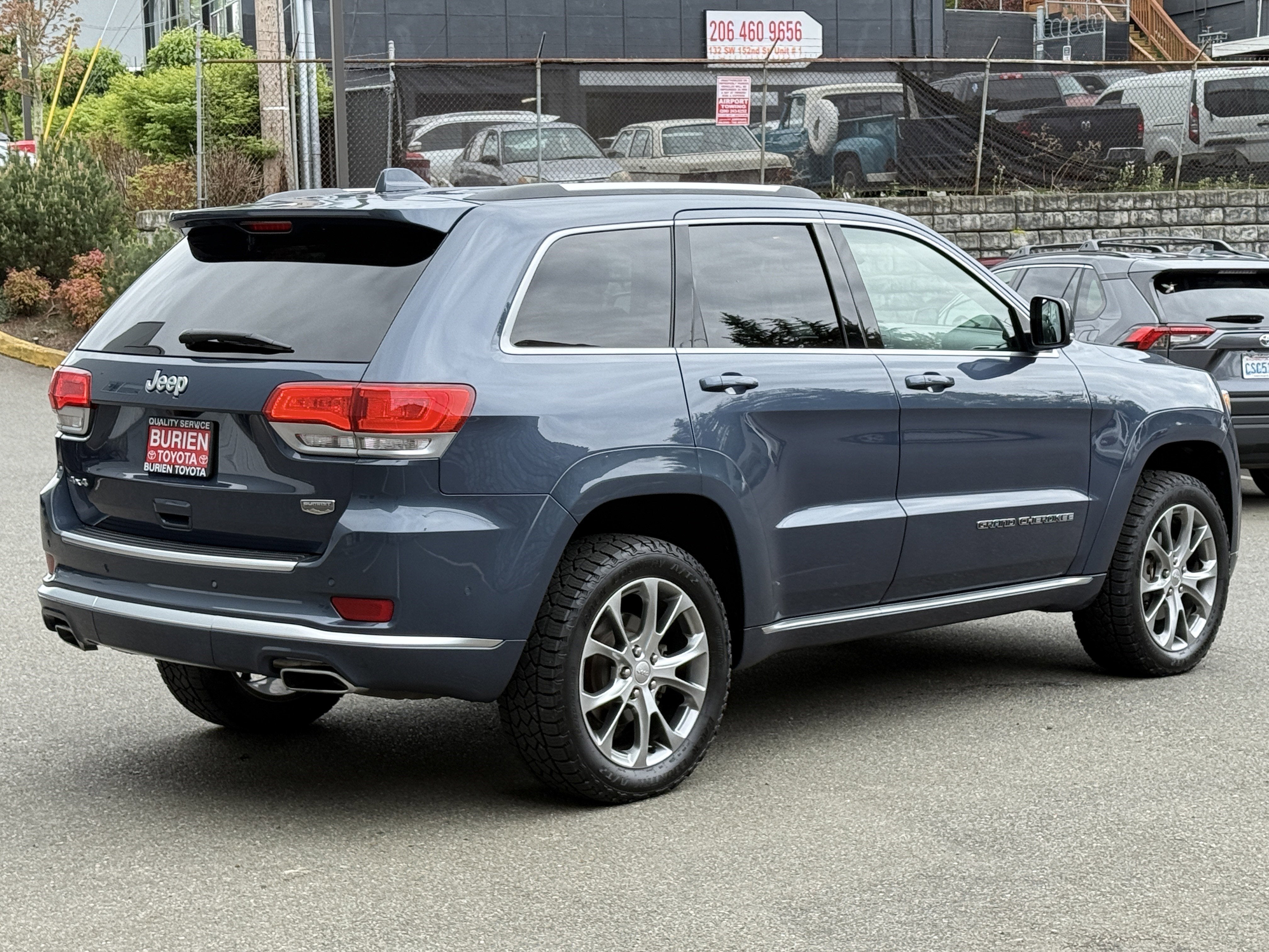 2020 Jeep Grand Cherokee Summit