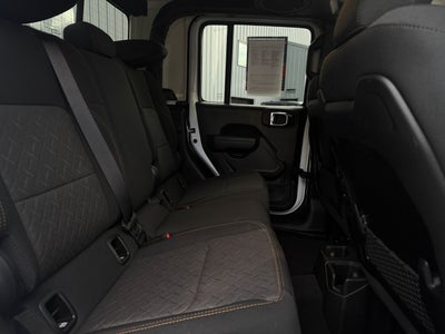 2025 Jeep Gladiator Mojave X