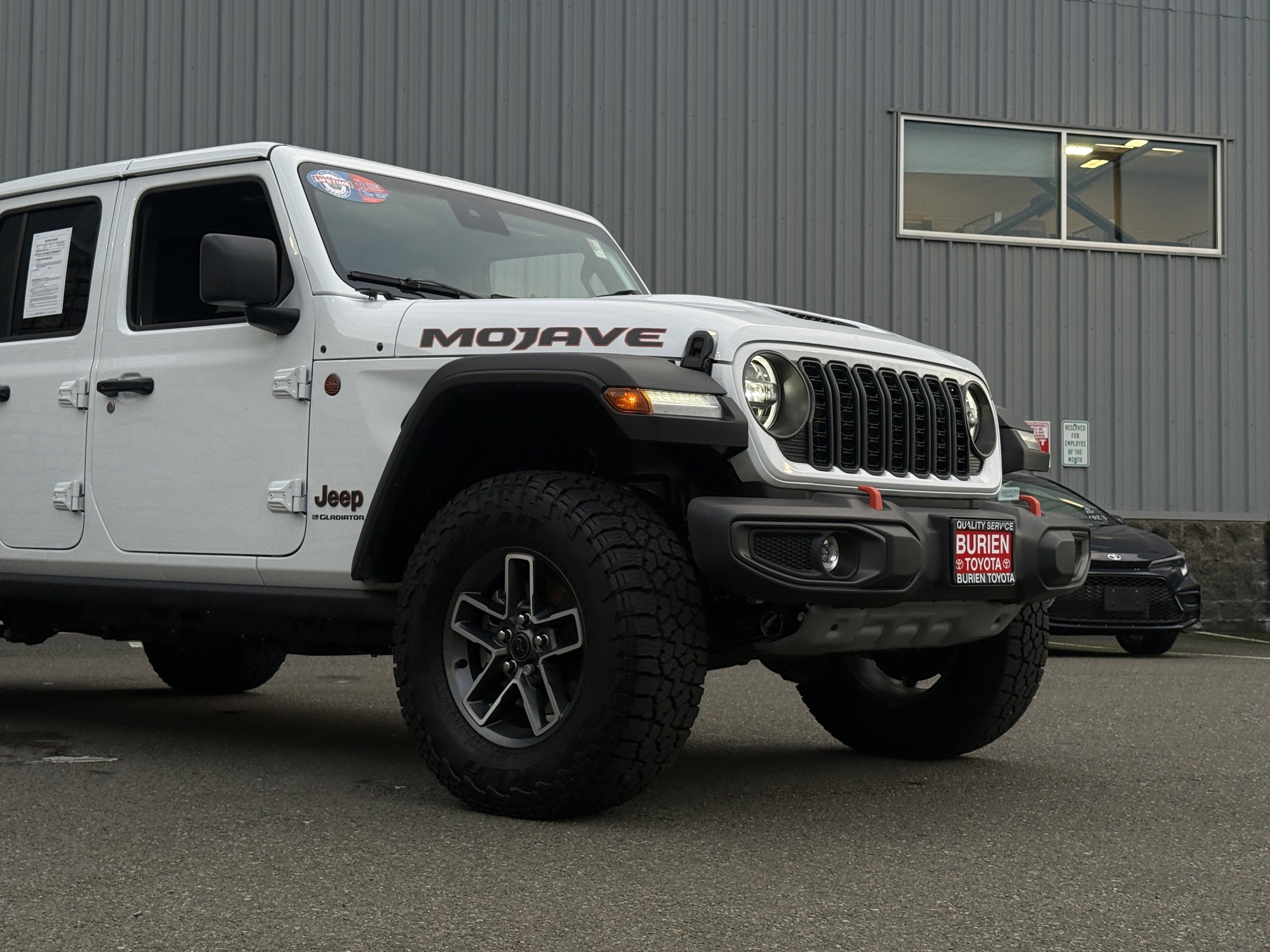 2025 Jeep Gladiator Mojave X