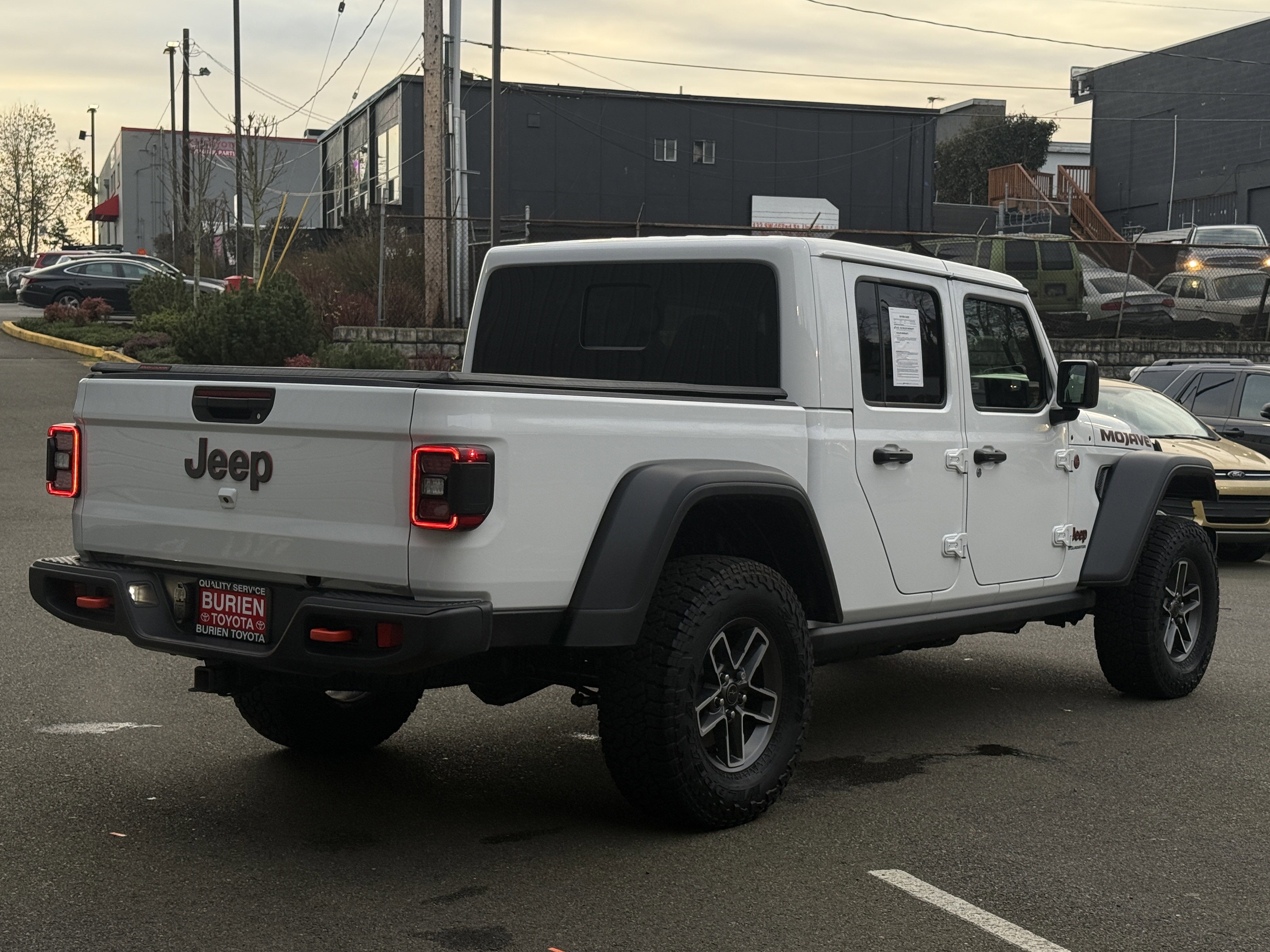 2025 Jeep Gladiator Mojave X