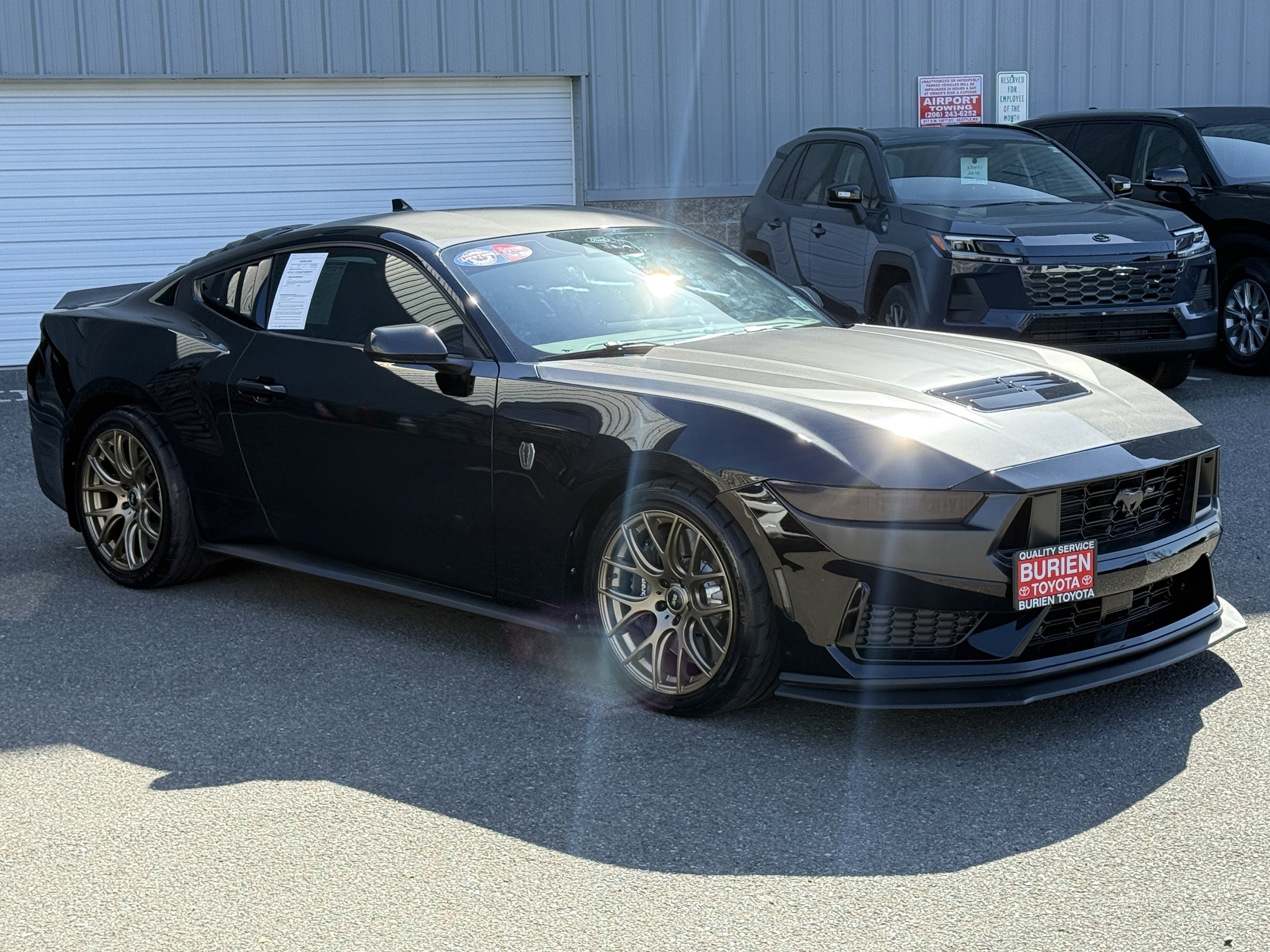 2024 Ford Mustang Dark Horse