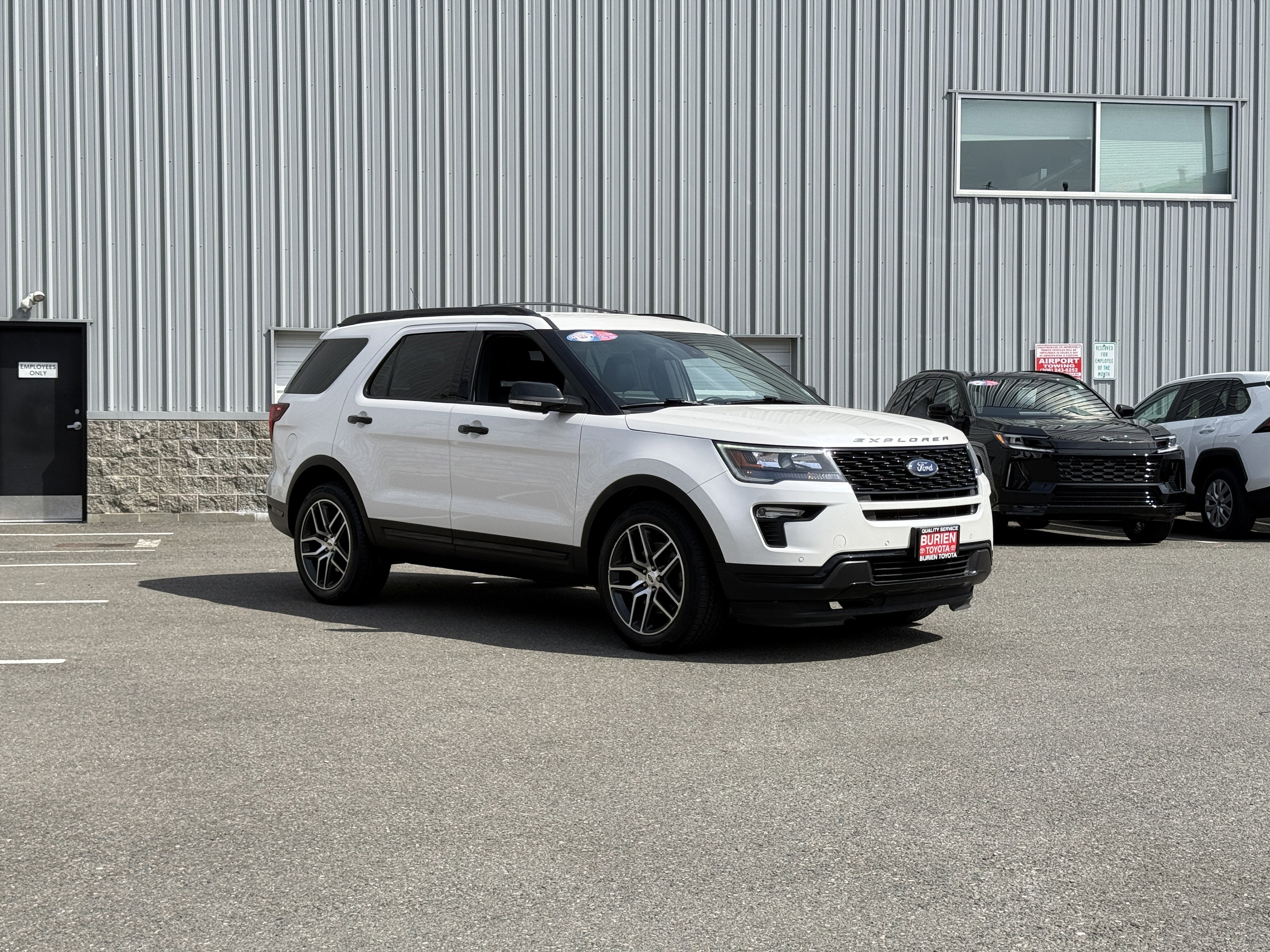 2019 Ford Explorer Sport