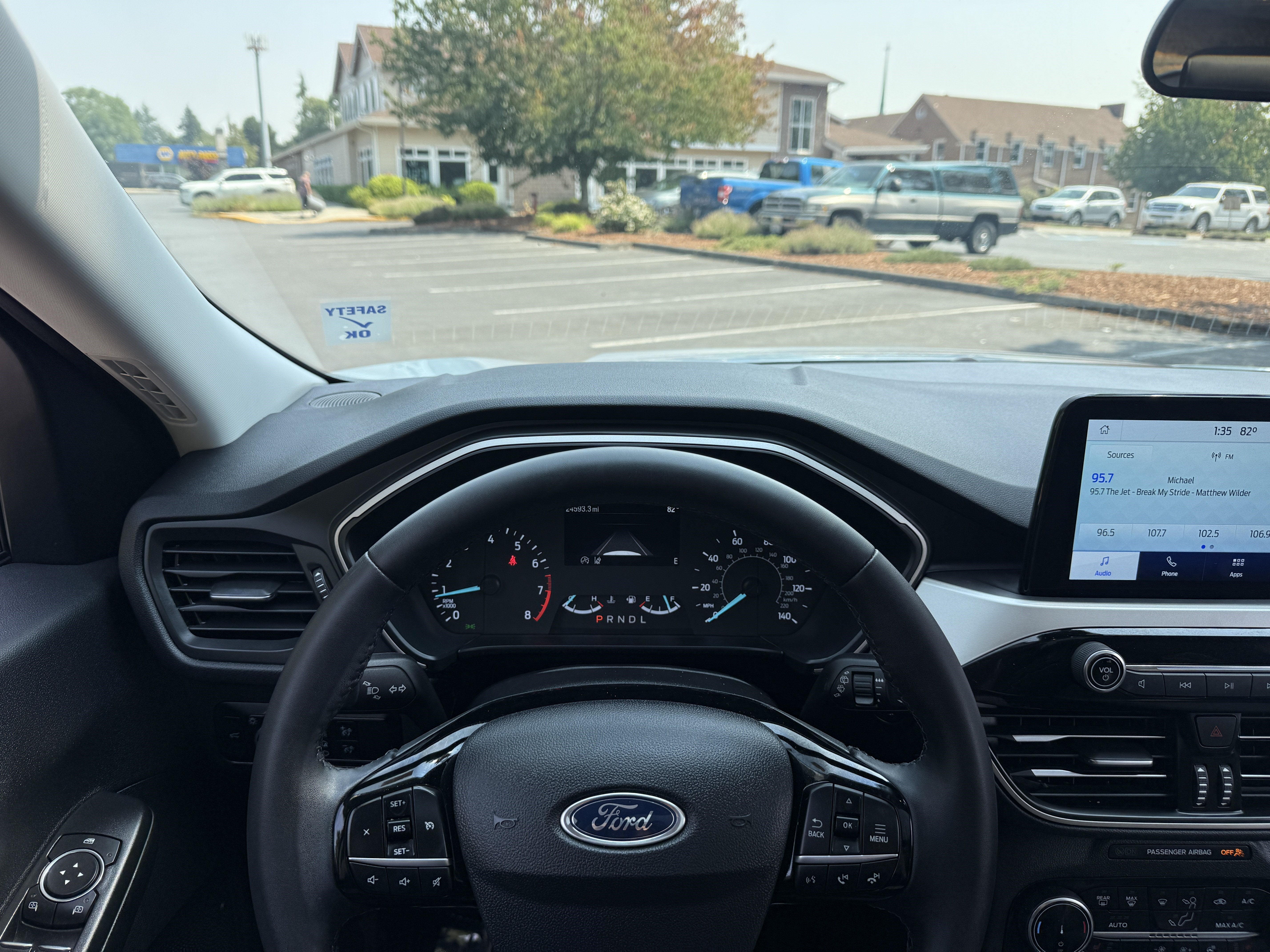 2022 Ford Escape SE