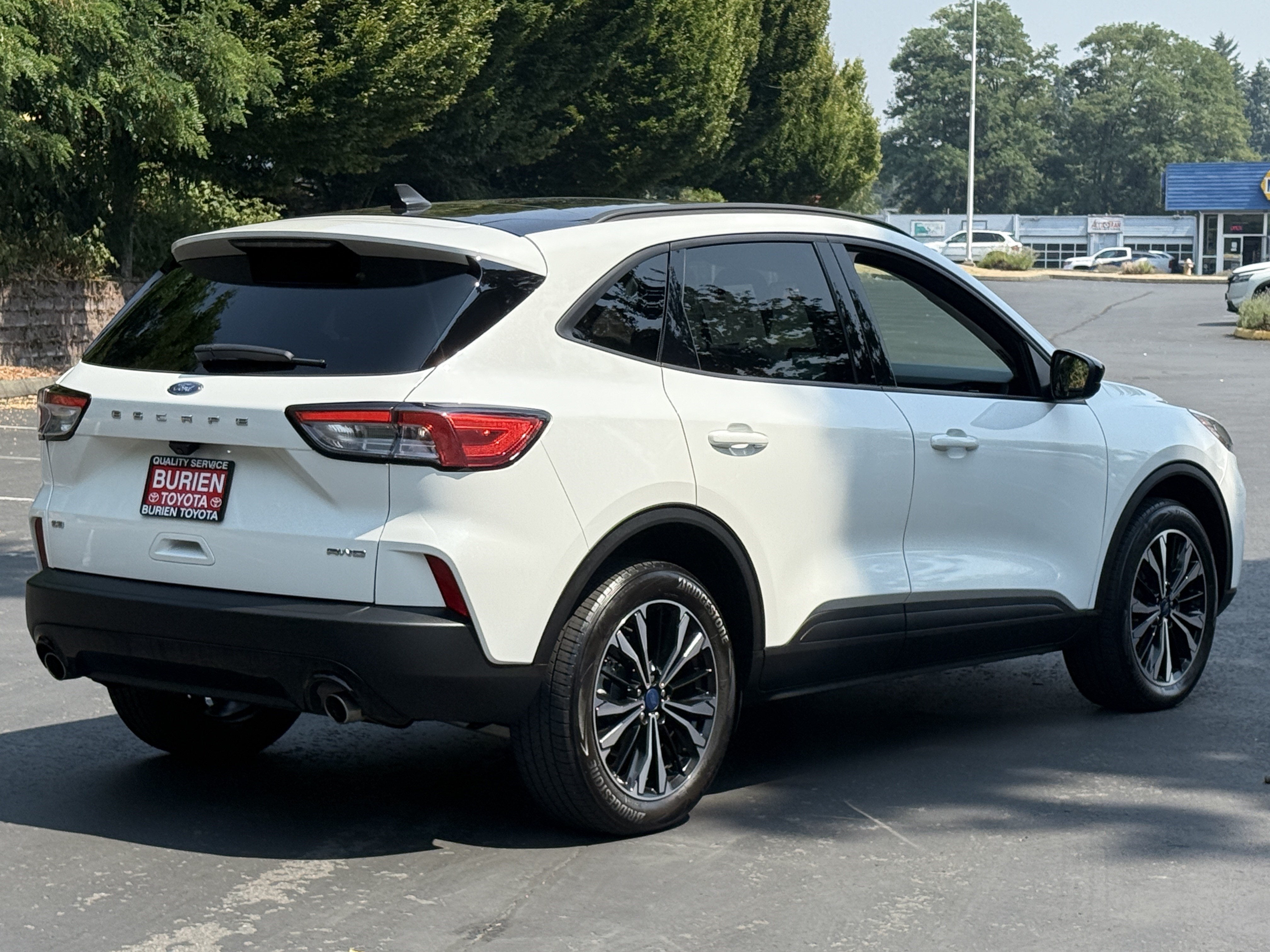 2022 Ford Escape SE