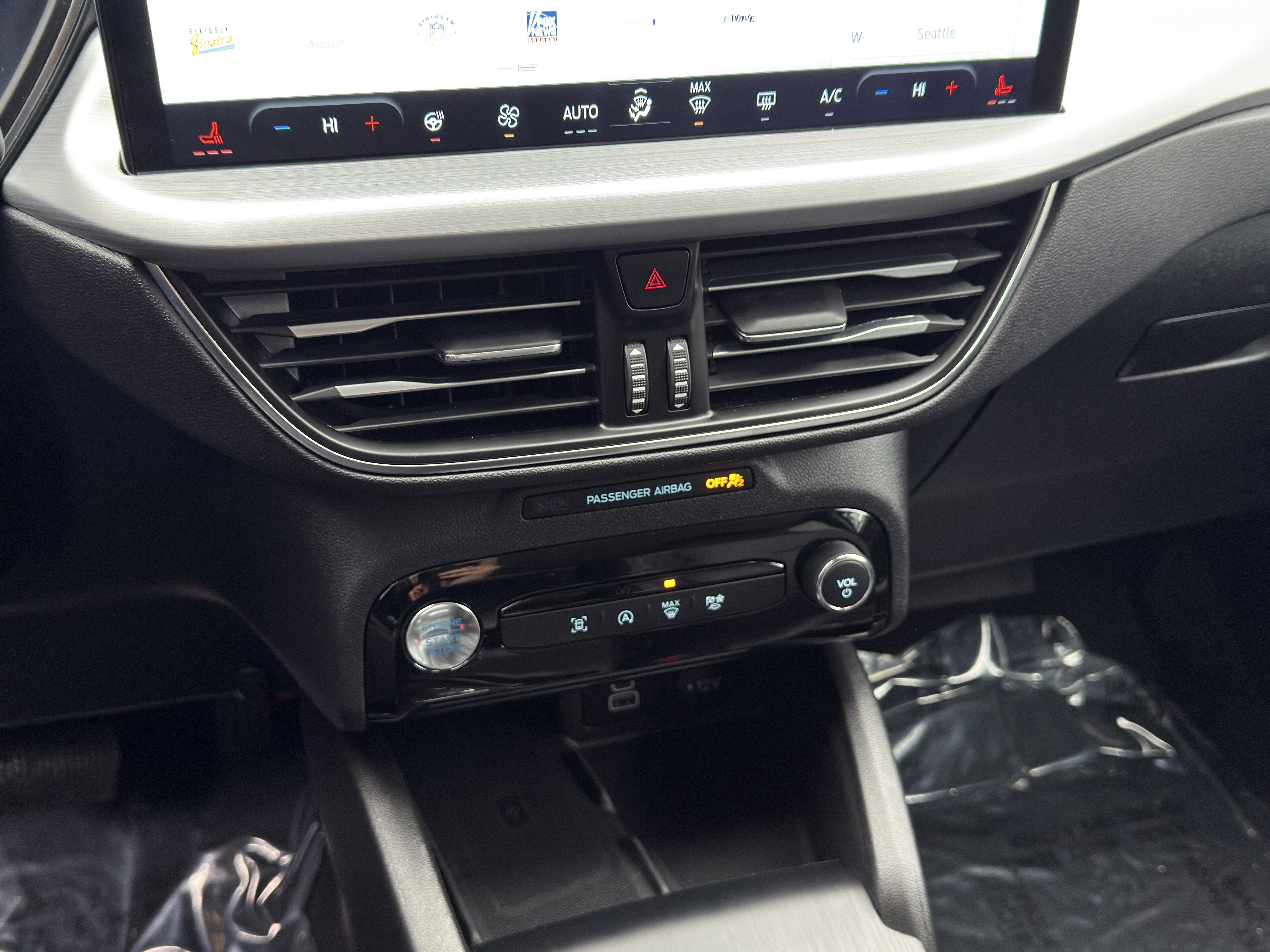 2025 Ford Escape Platinum