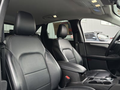 2025 Ford Escape Platinum