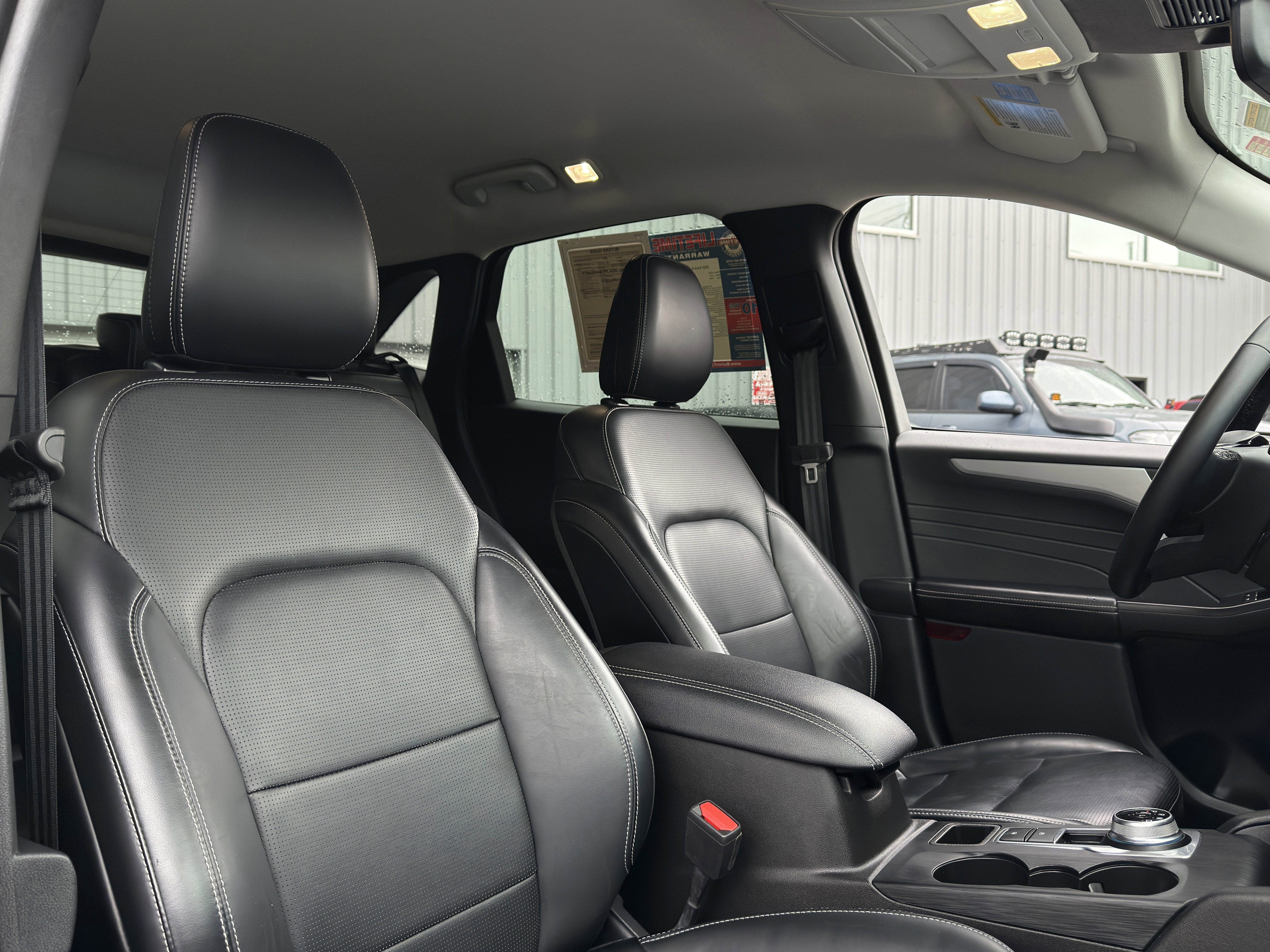 2025 Ford Escape Platinum