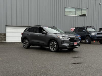 2025 Ford Escape Platinum