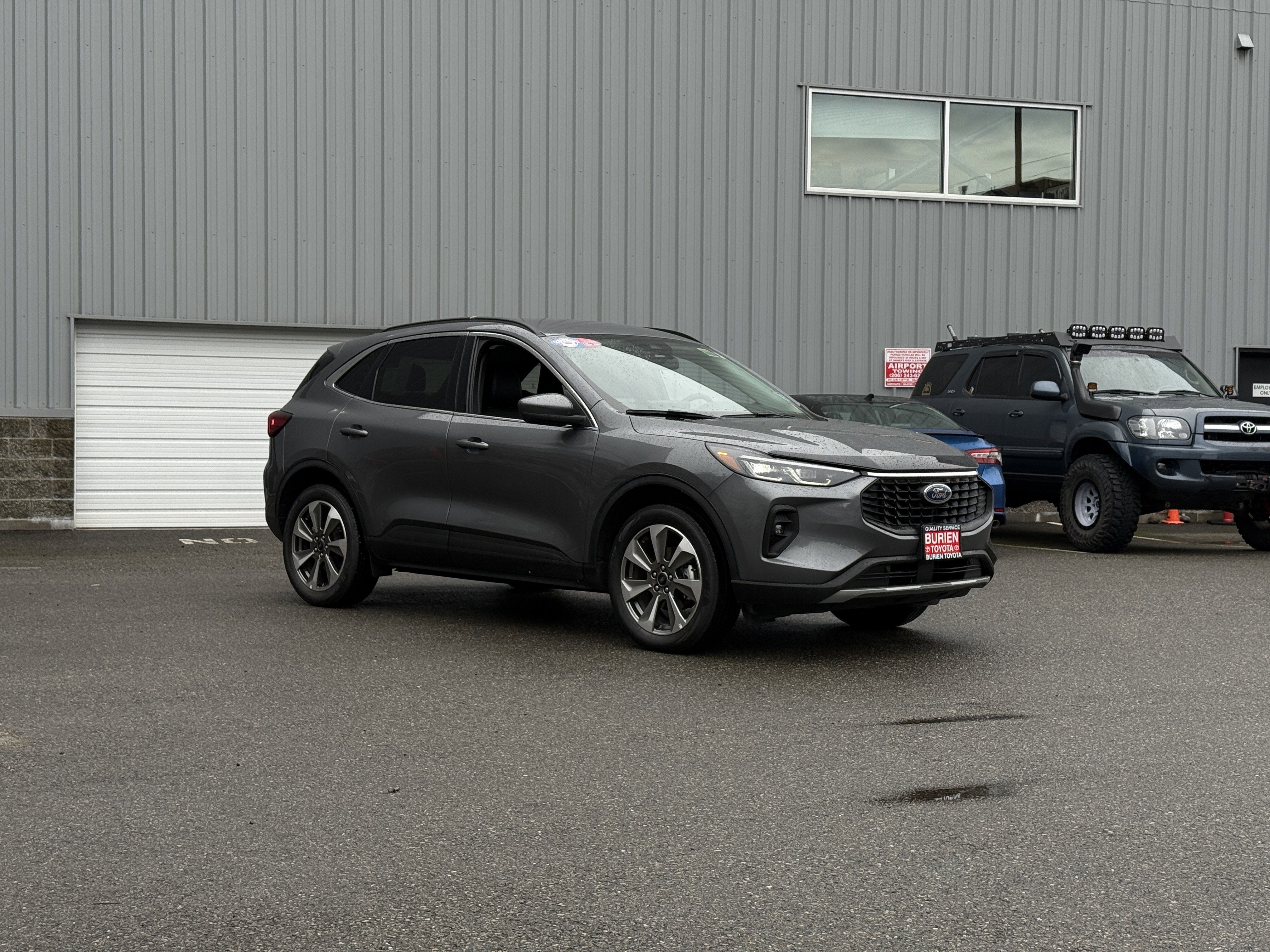 2025 Ford Escape Platinum