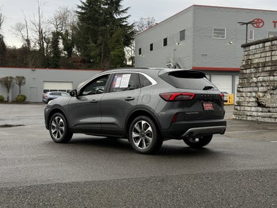 2025 Ford Escape Platinum