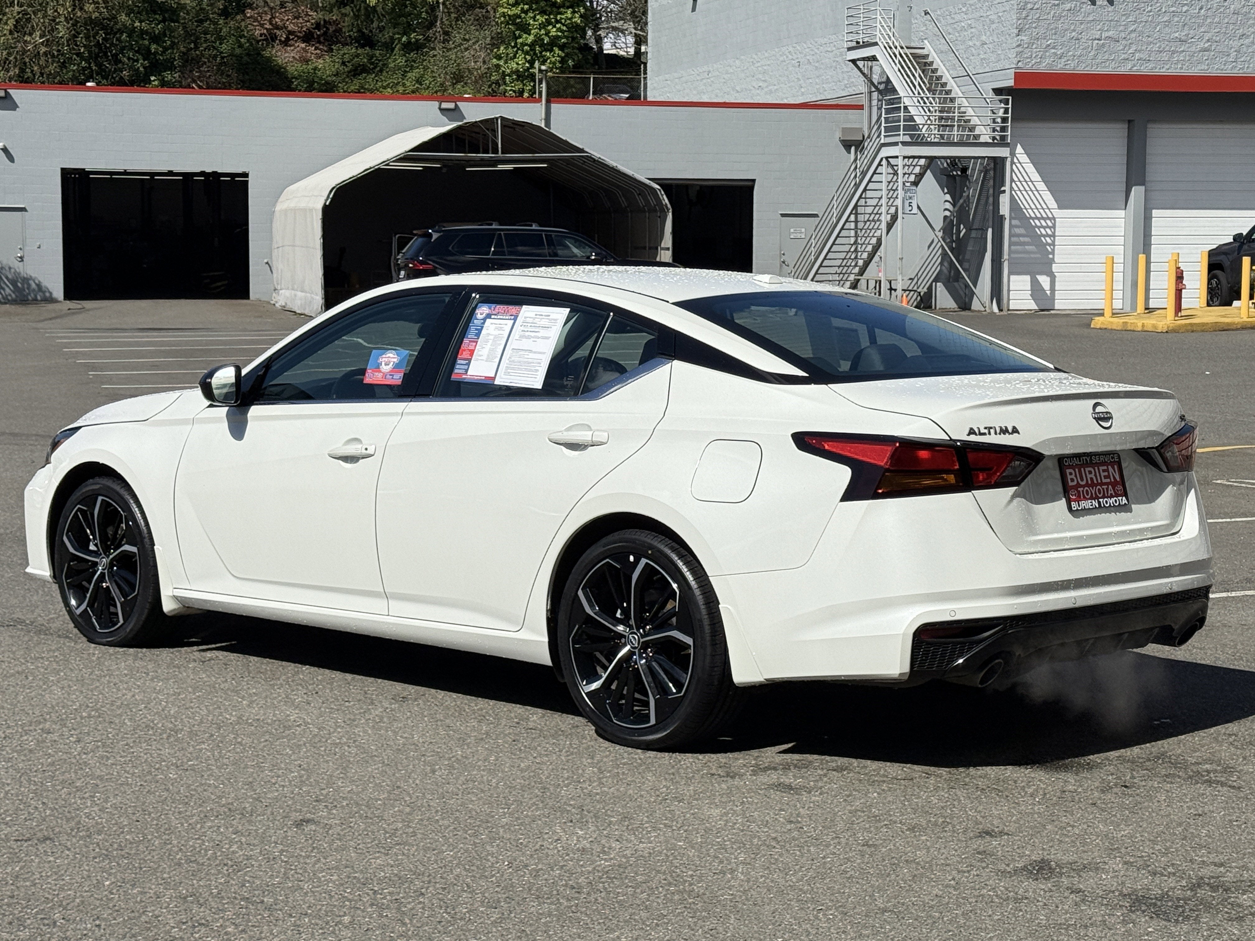 2025 Nissan Altima 2.5 SR