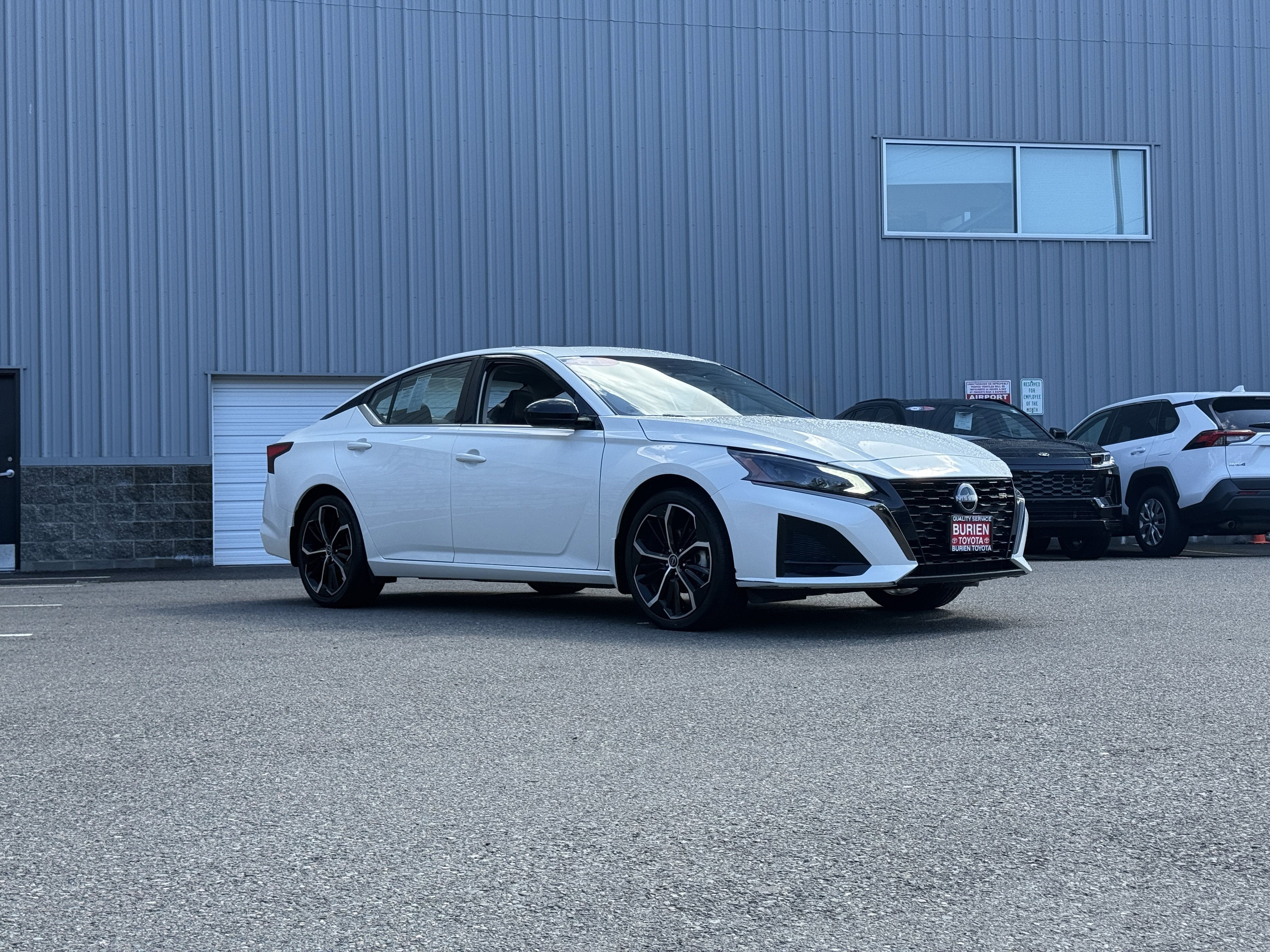 2025 Nissan Altima 2.5 SR