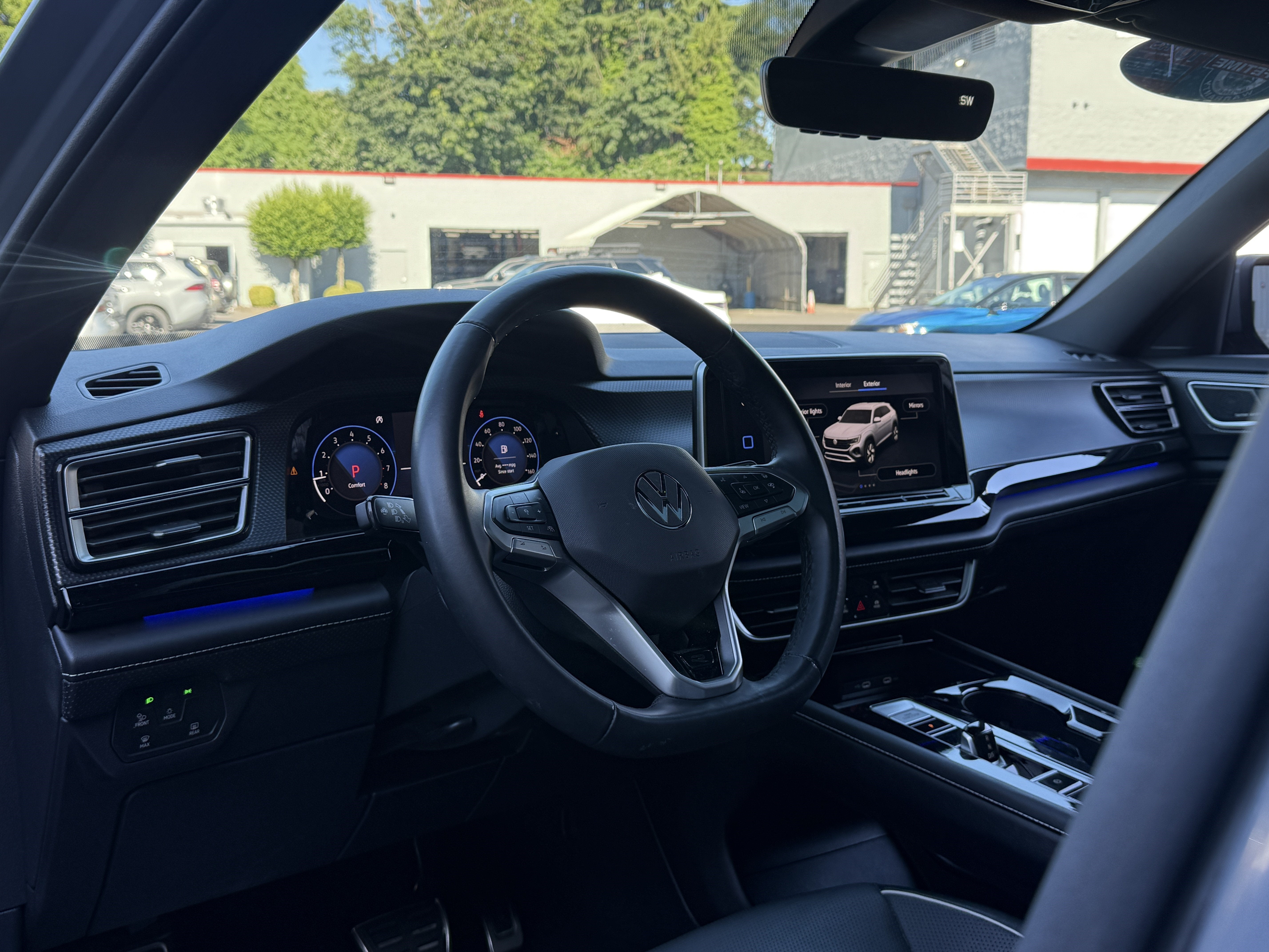 2024 Volkswagen Atlas Cross Sport SEL Premium R-Line 4Motion