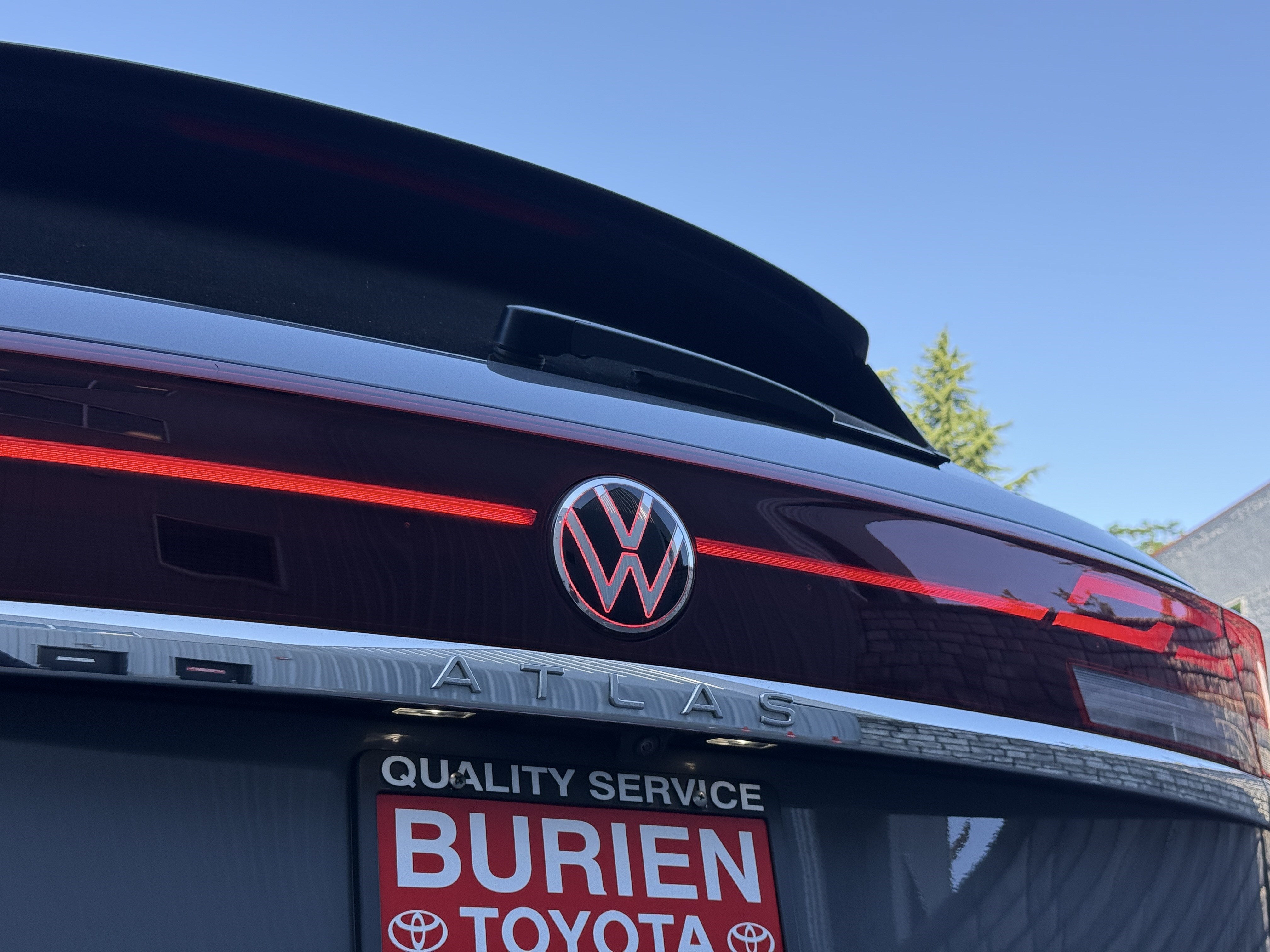 2024 Volkswagen Atlas Cross Sport SEL Premium R-Line 4Motion
