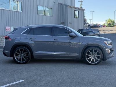 2024 Volkswagen Atlas Cross Sport SEL Premium R-Line 4Motion