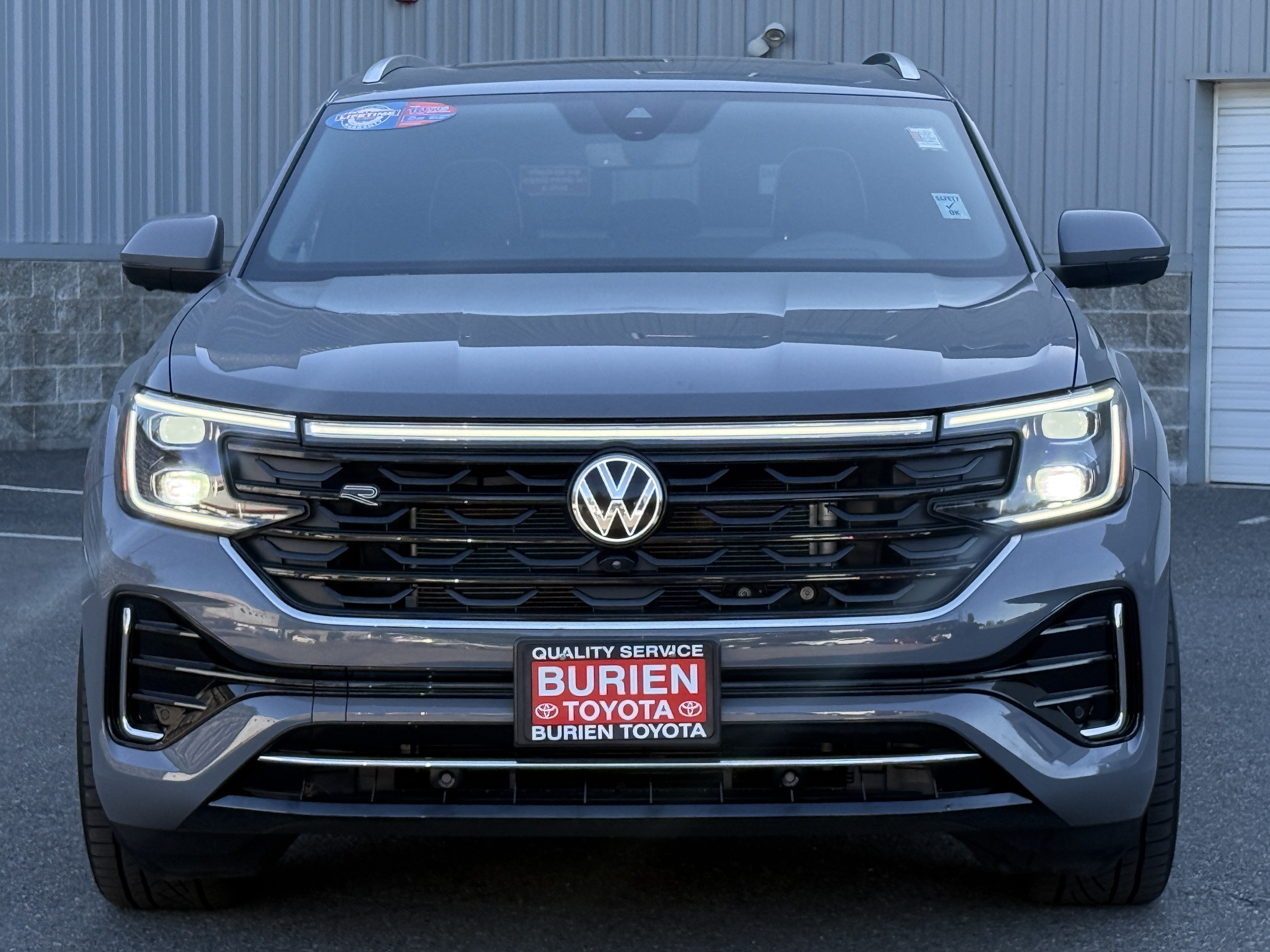 2024 Volkswagen Atlas Cross Sport SEL Premium R-Line 4Motion