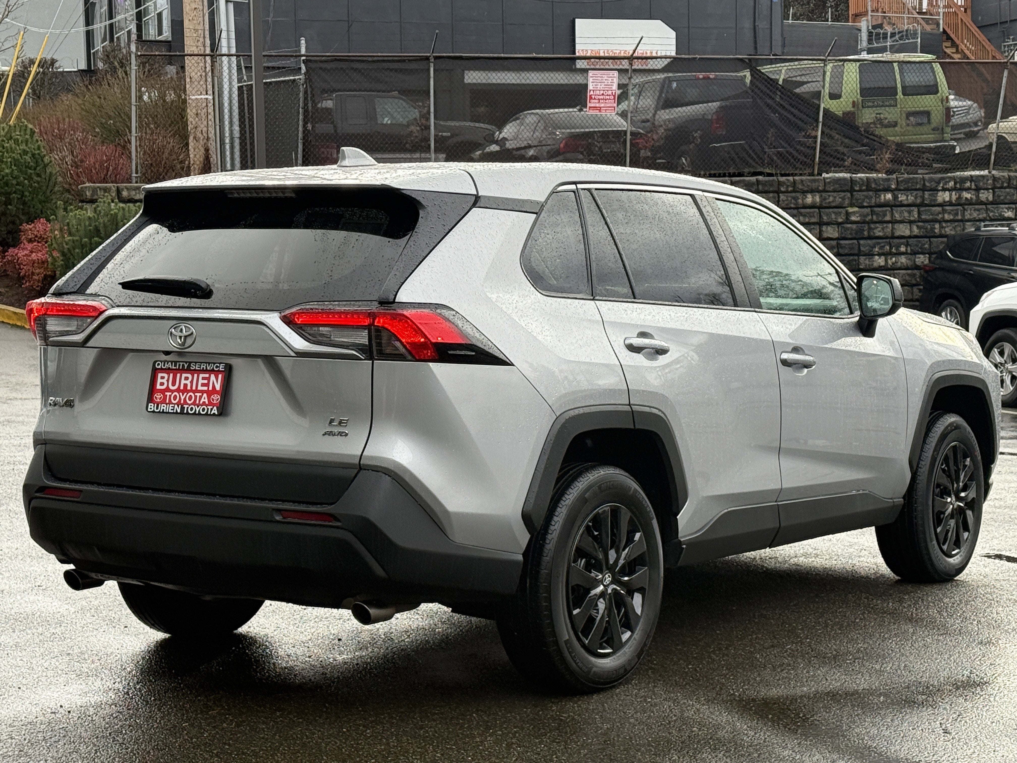 2024 Toyota RAV4 LE