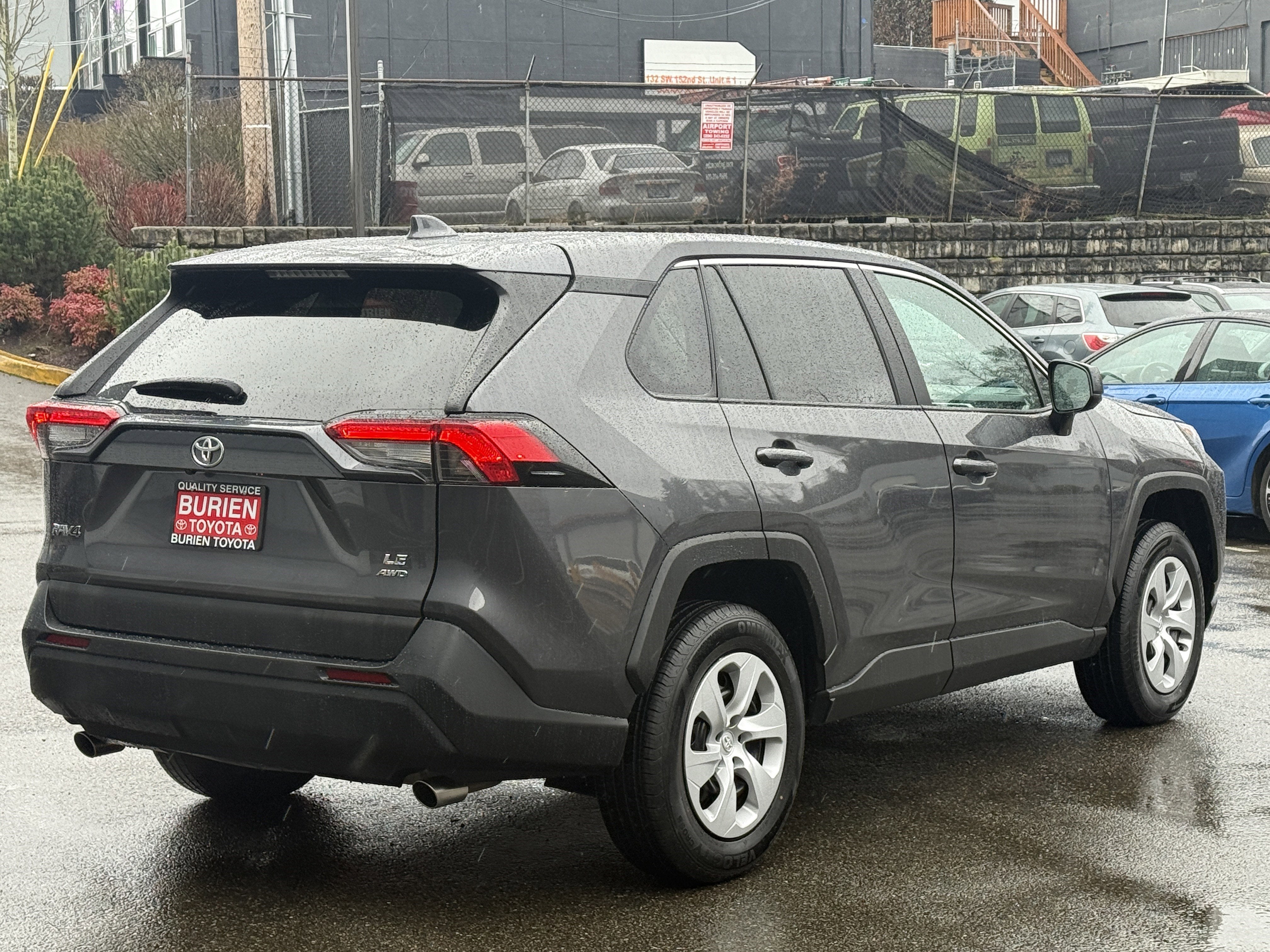 2024 Toyota RAV4 LE