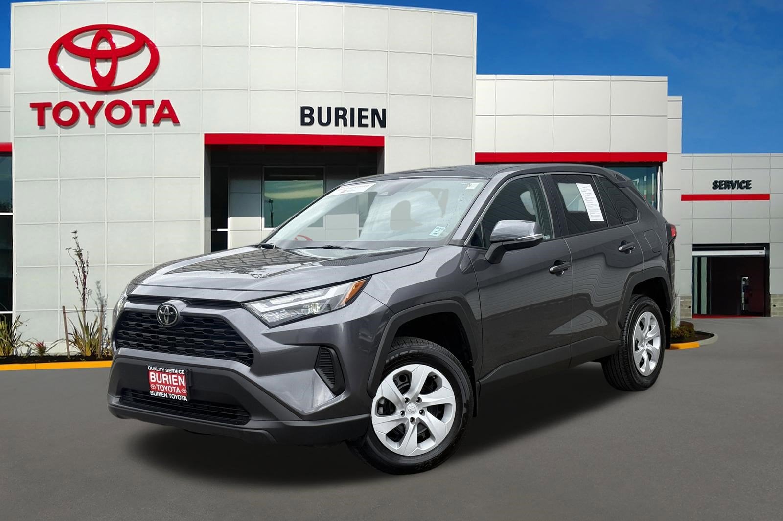 2024 Toyota RAV4 LE