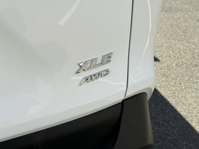 2025 Toyota RAV4 XLE