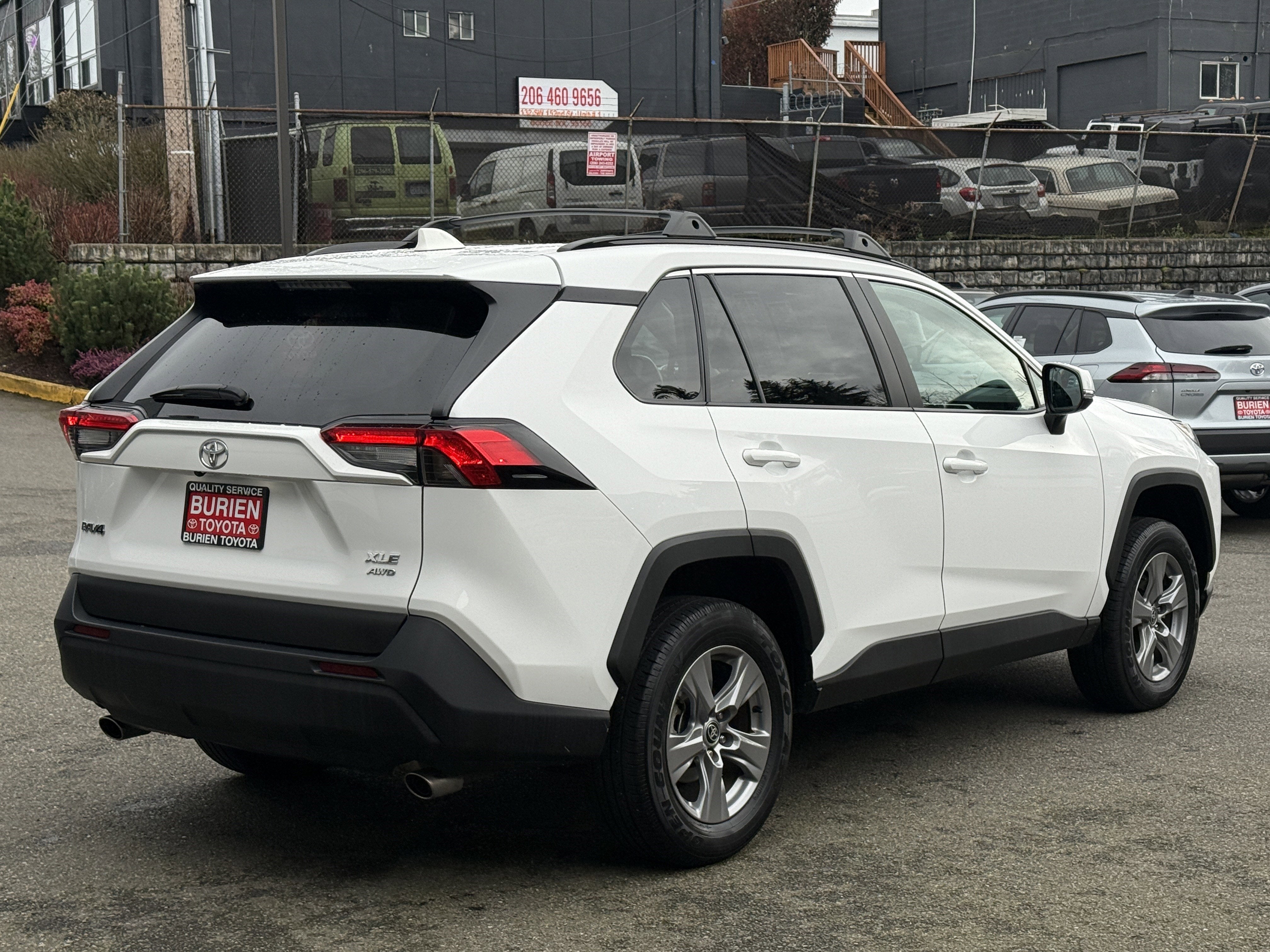 2024 Toyota RAV4 XLE