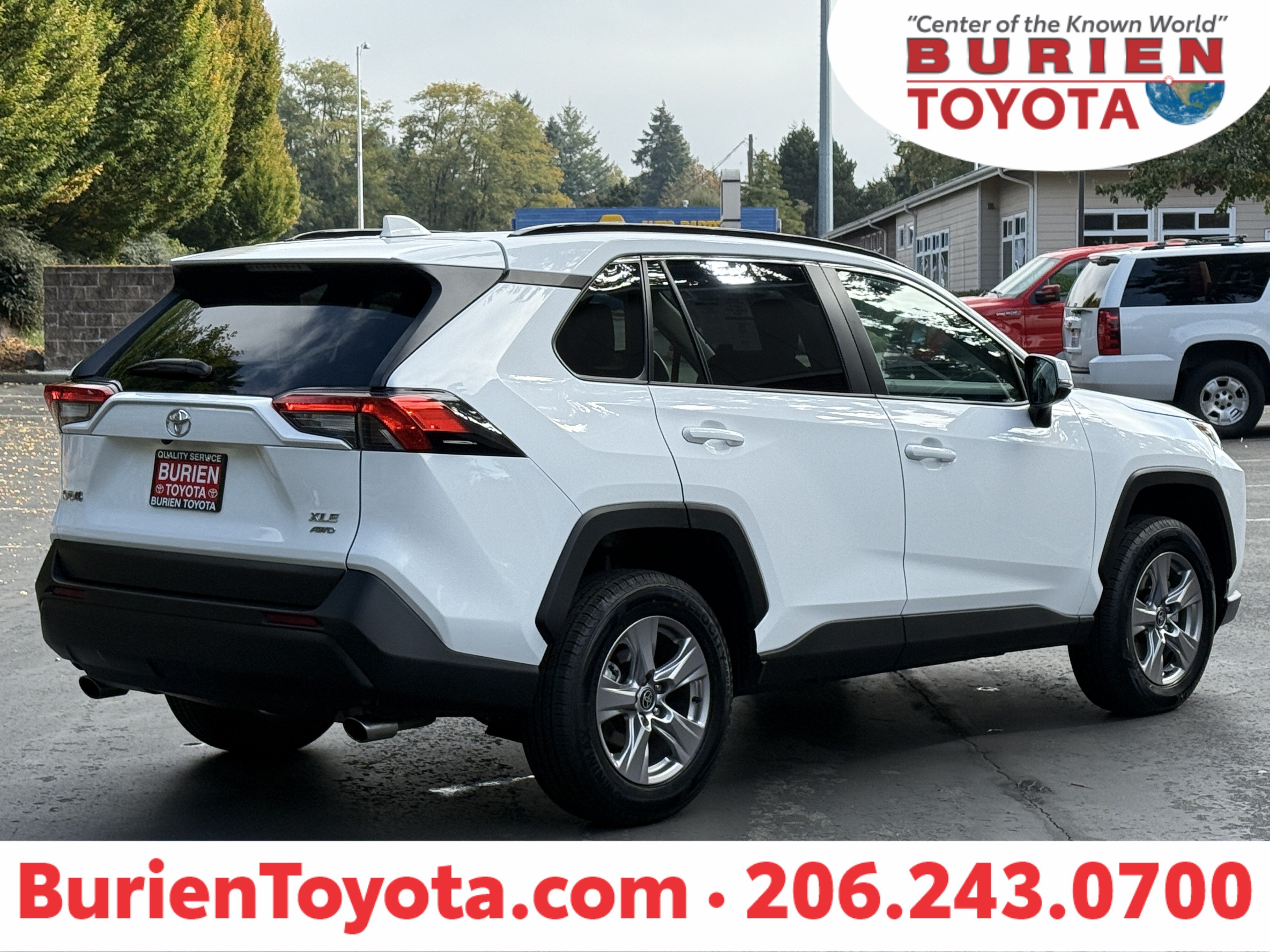 2025 Toyota RAV4 XLE
