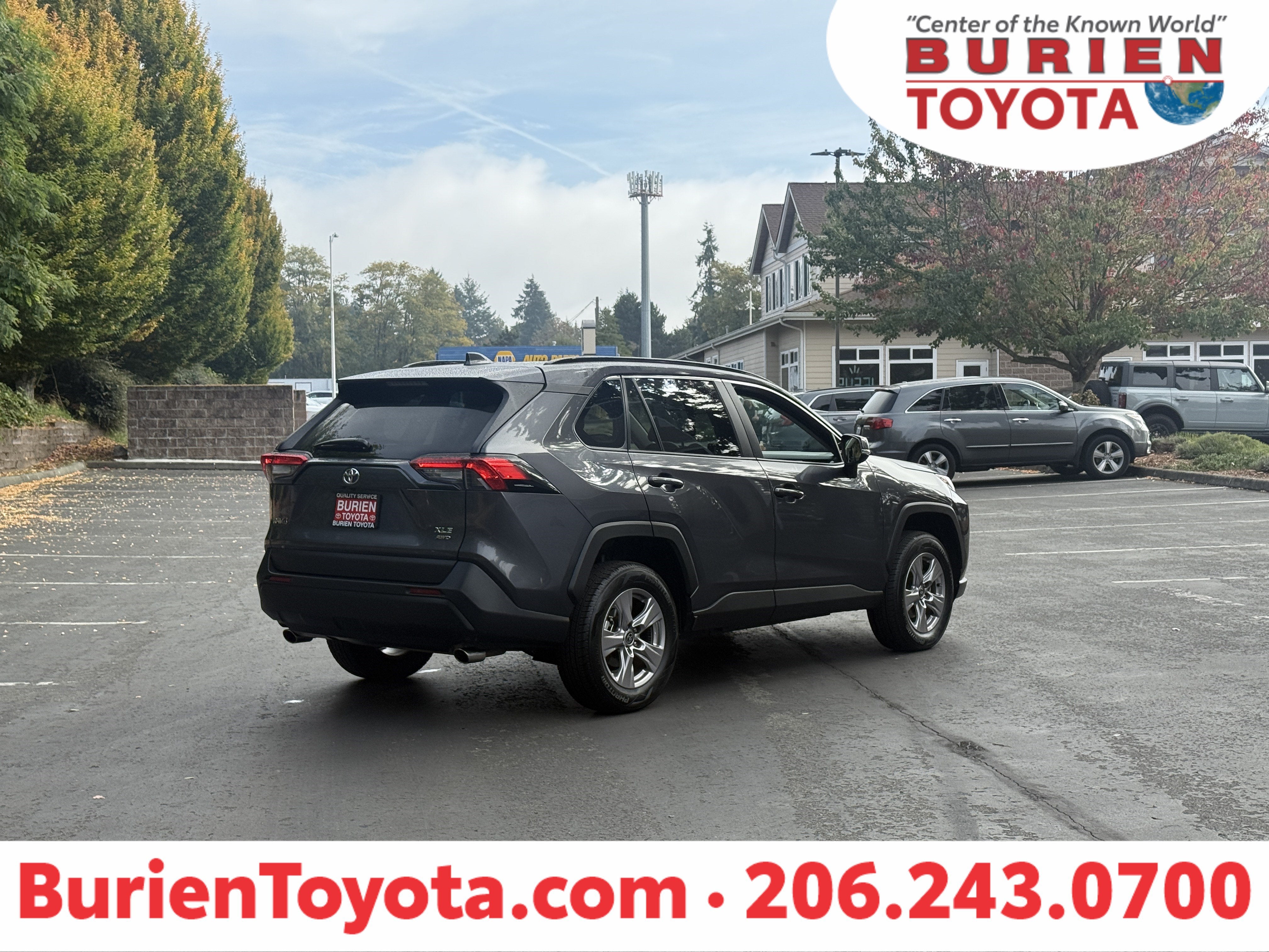 2025 Toyota RAV4 XLE