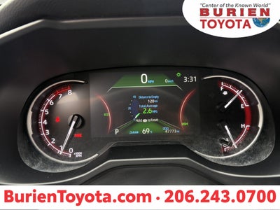 2025 Toyota RAV4 XLE