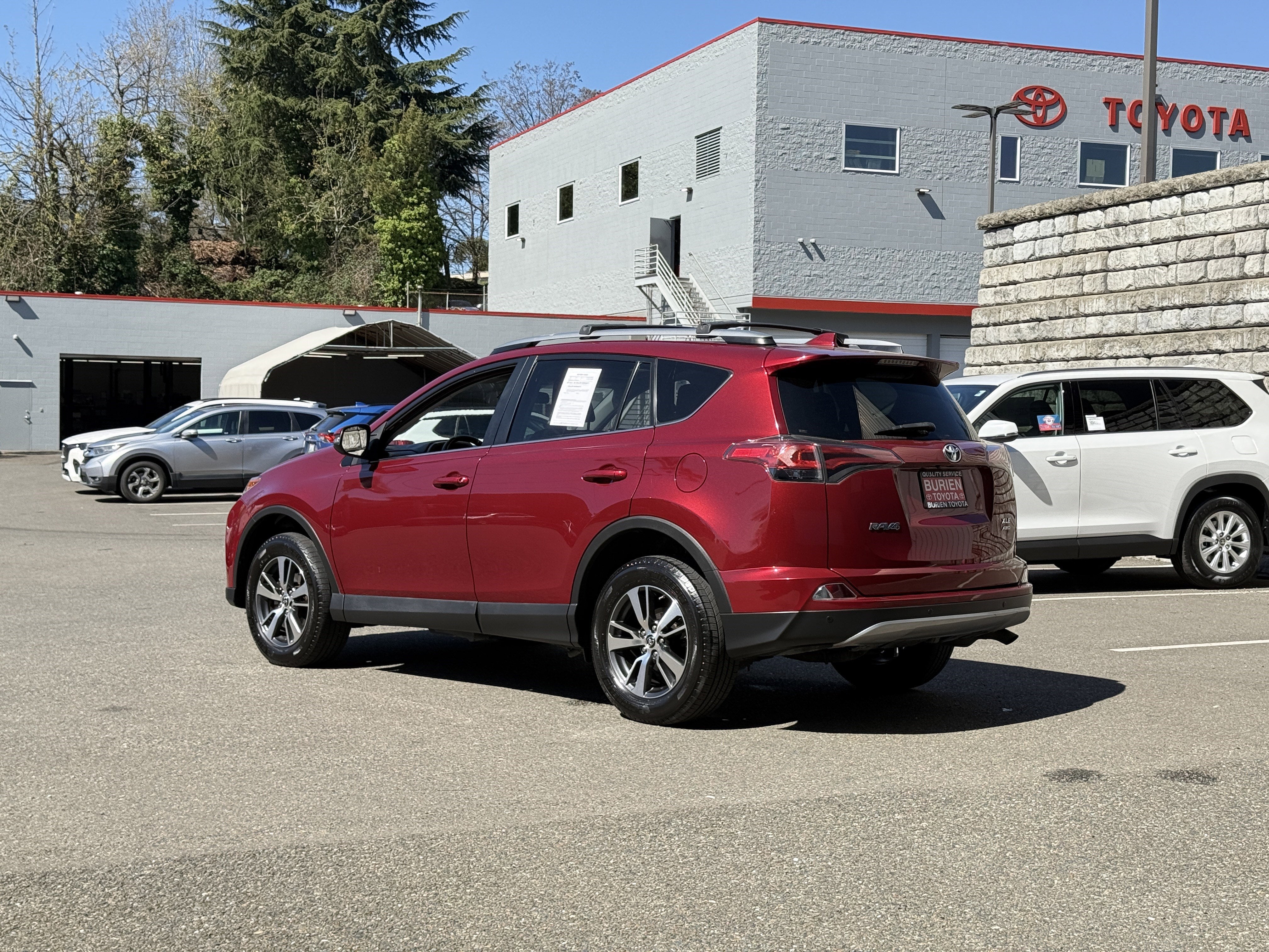 2018 Toyota RAV4 XLE