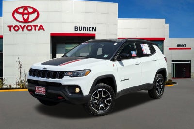2025 Jeep Compass Trailhawk