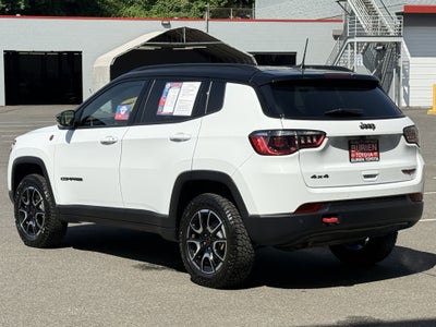2025 Jeep Compass Trailhawk