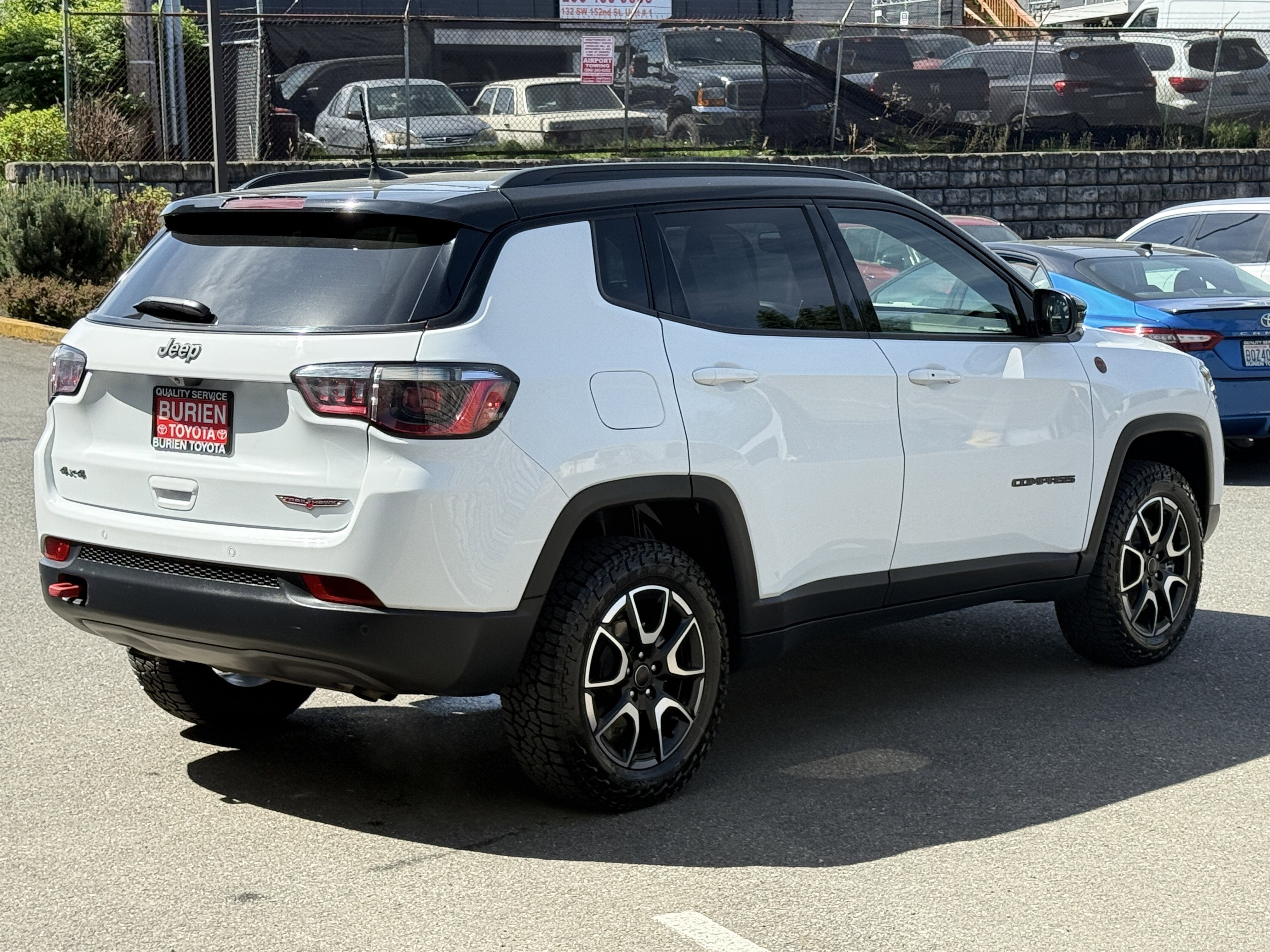 2025 Jeep Compass Trailhawk