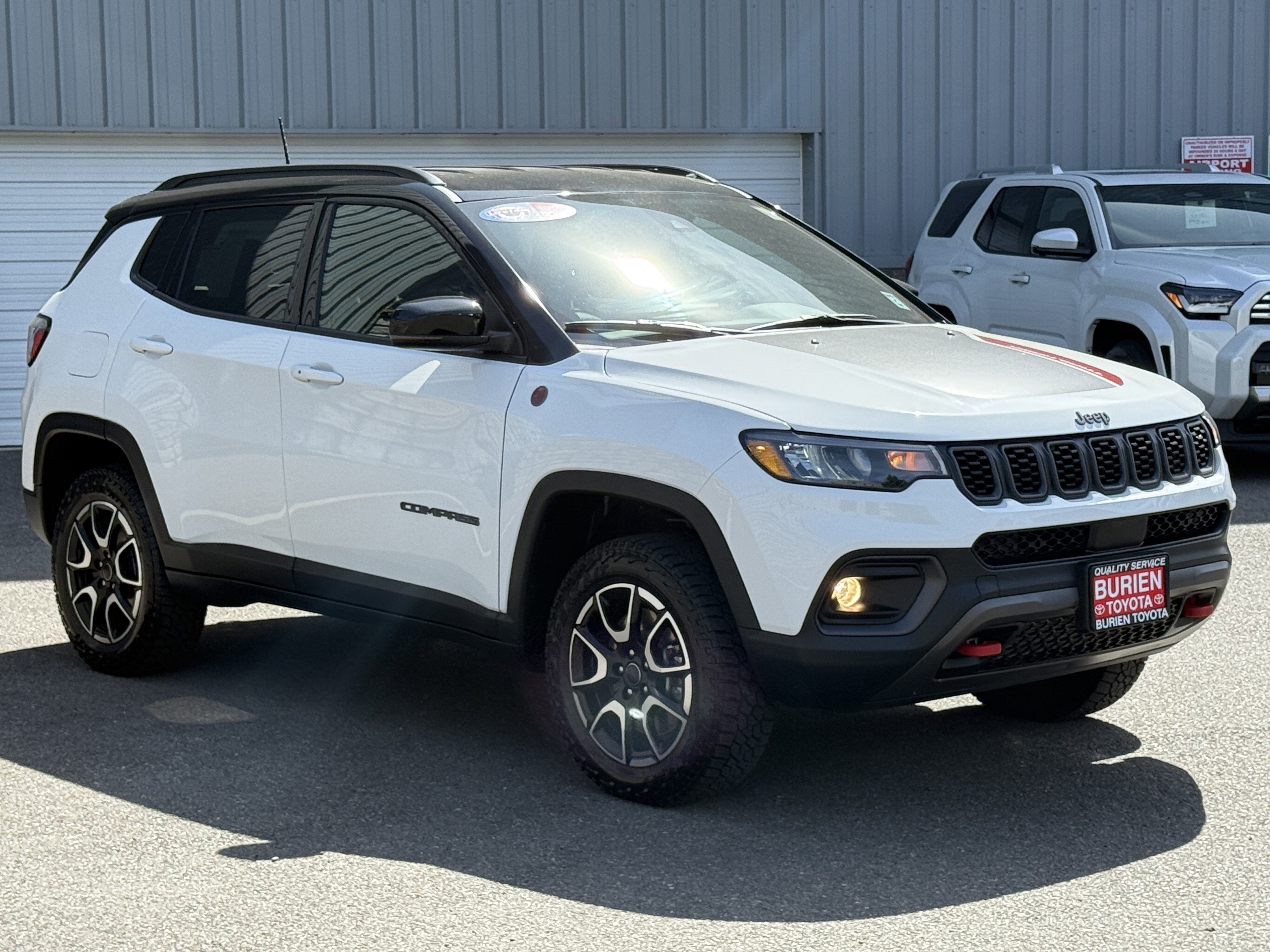 2025 Jeep Compass Trailhawk