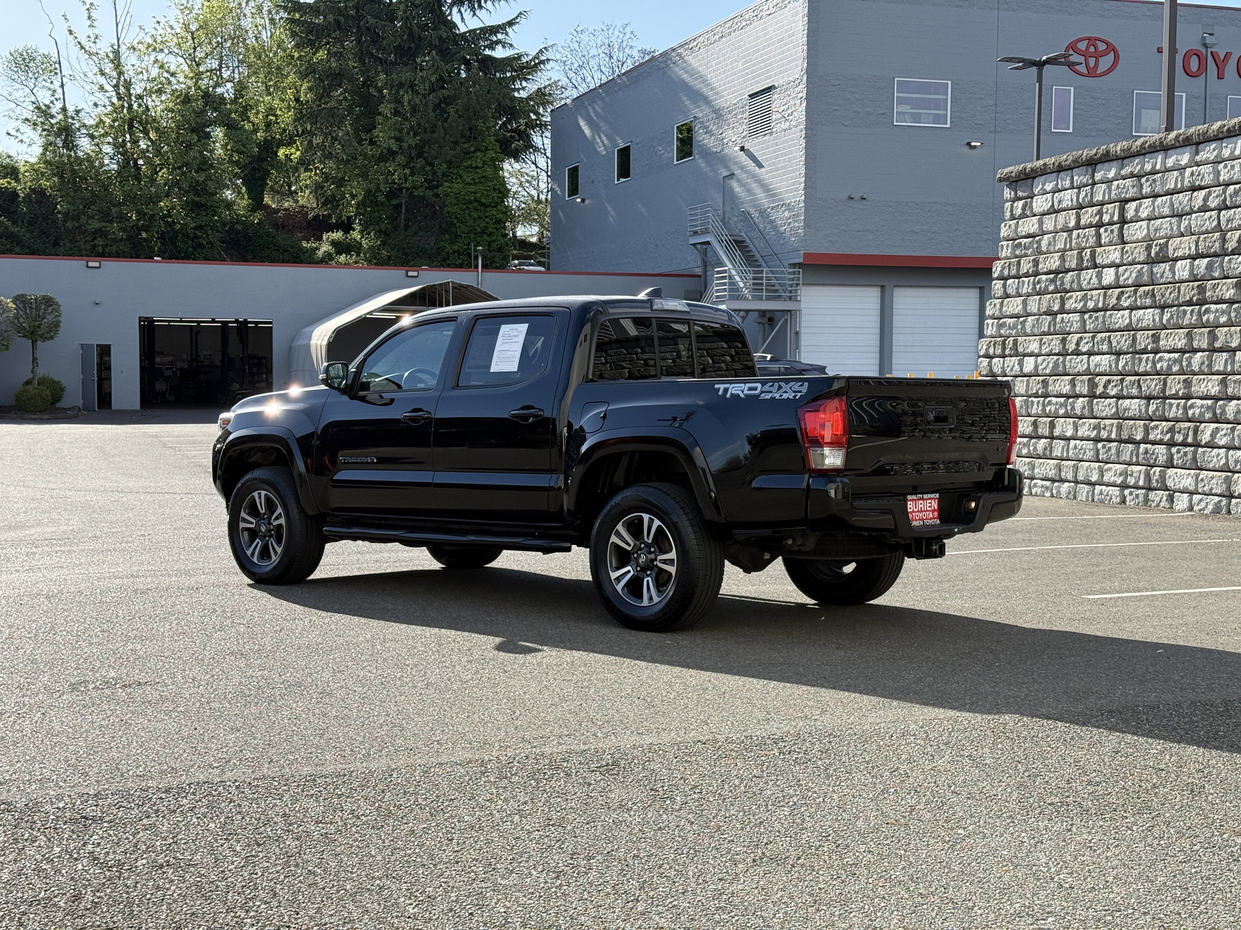 2016 Toyota Tacoma TRD Sport