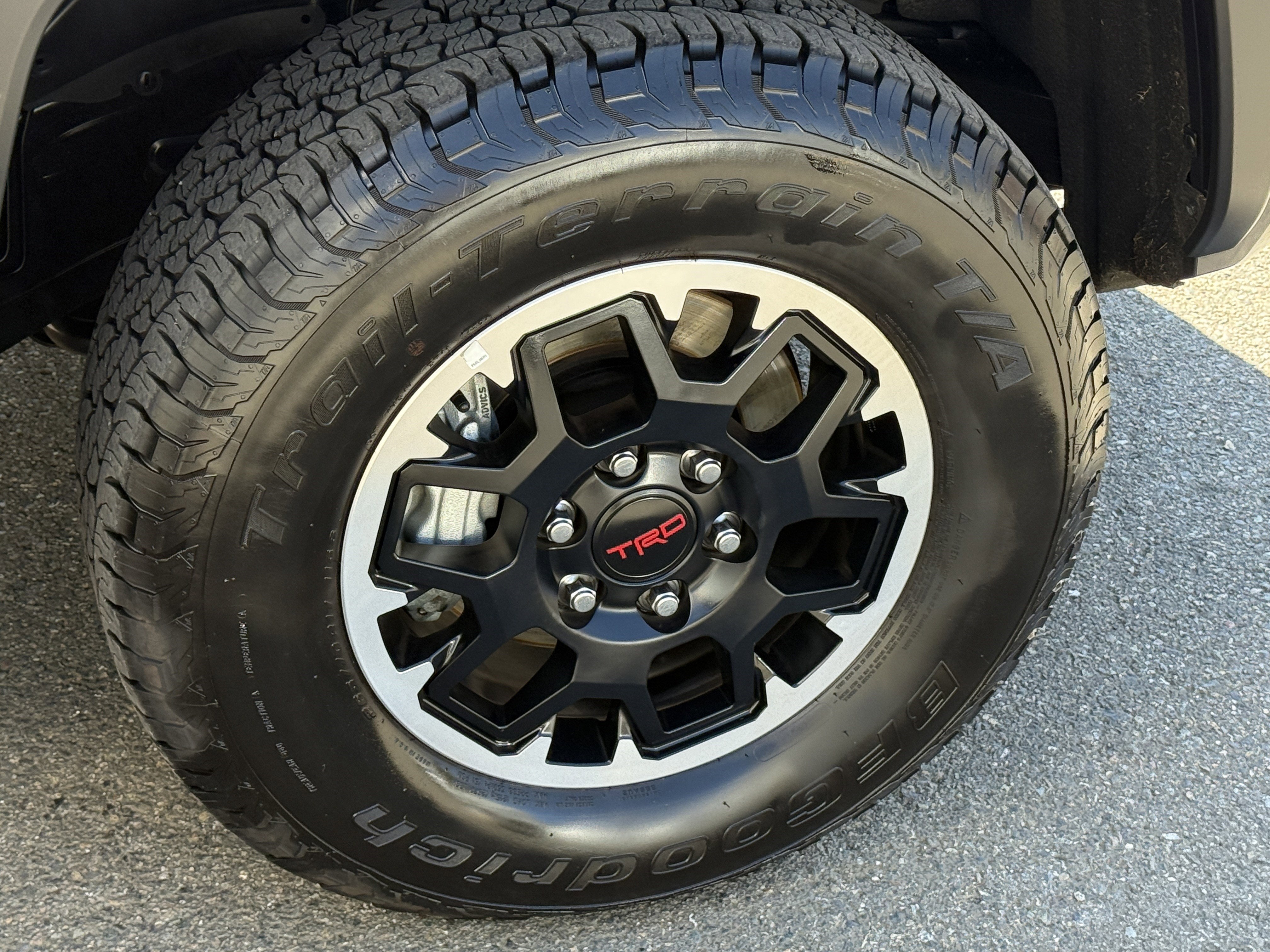 2024 Toyota Tacoma 4WD TRD Off-Road