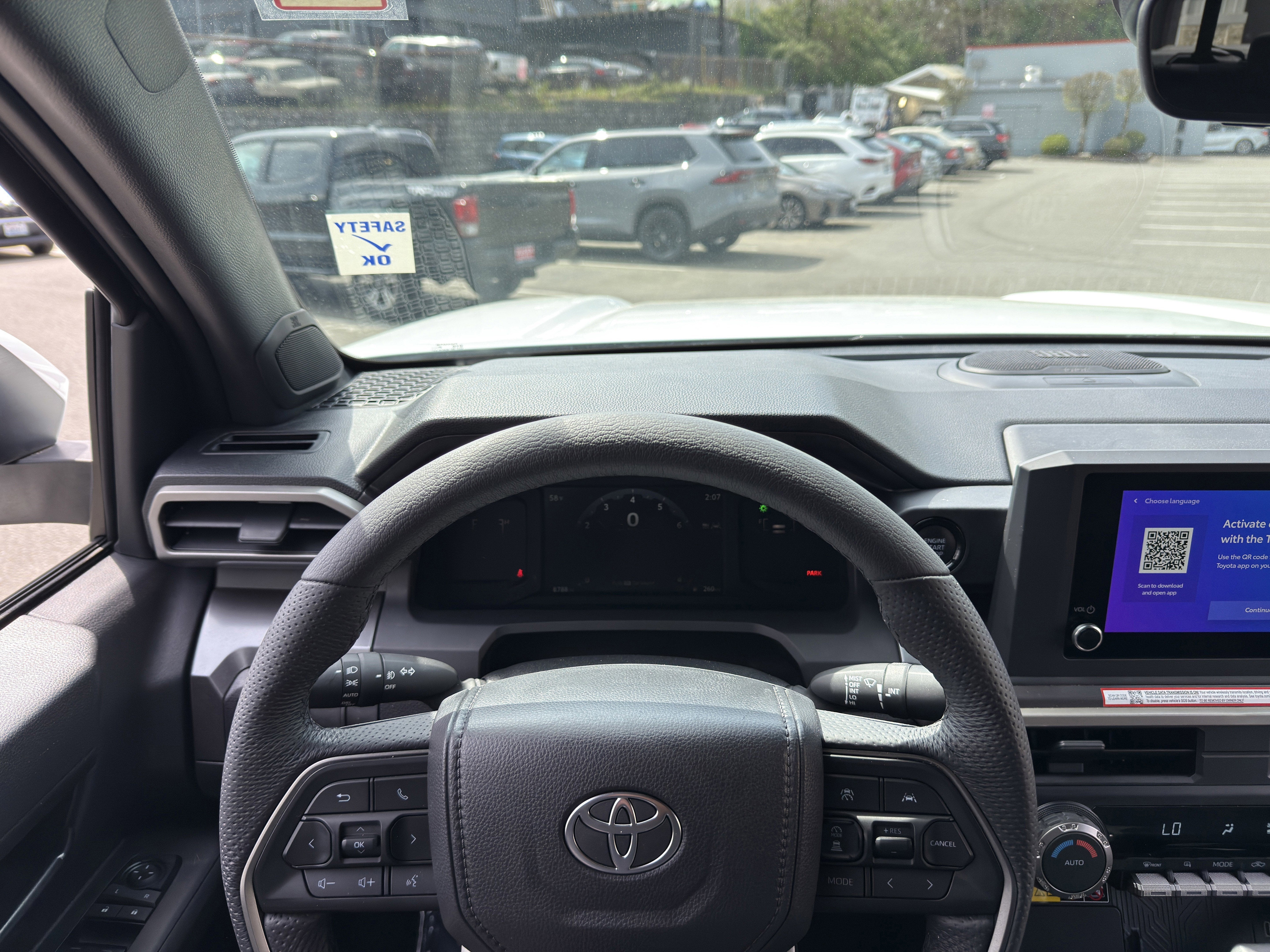 2025 Toyota Tacoma 4WD SR5