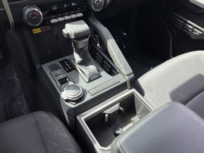 2025 Toyota Tacoma 4WD SR5