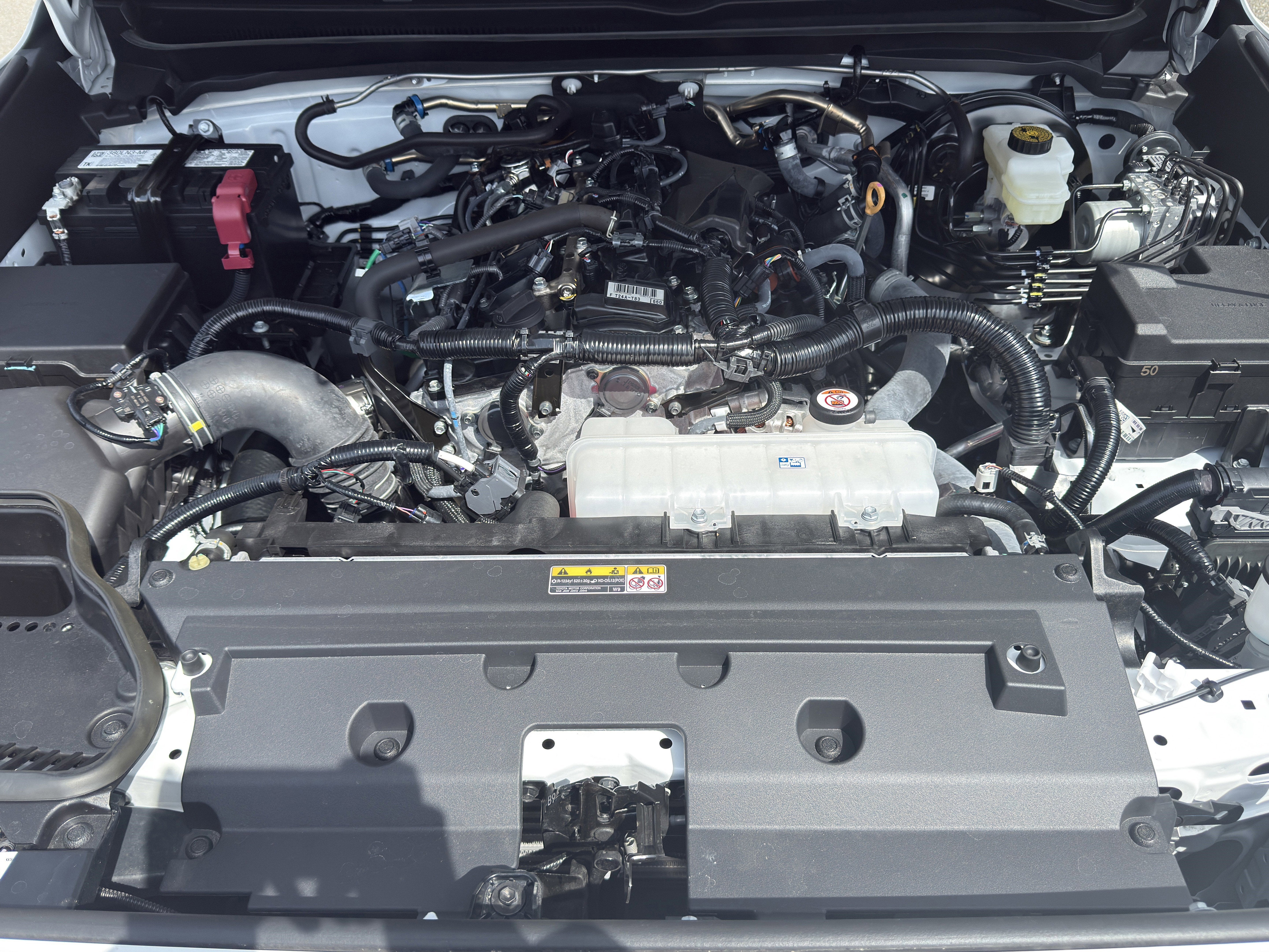 2025 Toyota Tacoma 4WD SR5