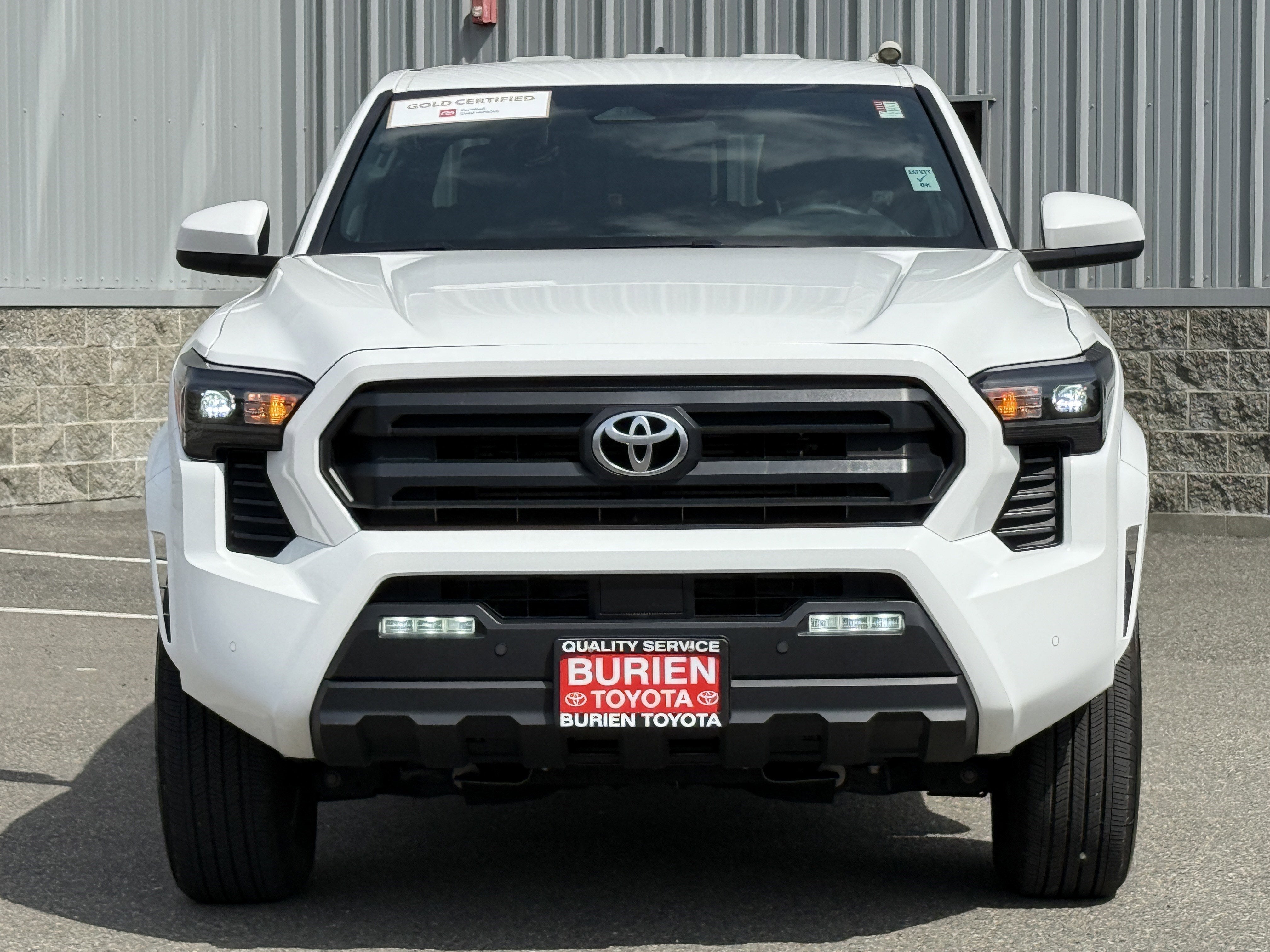 2025 Toyota Tacoma 4WD SR5