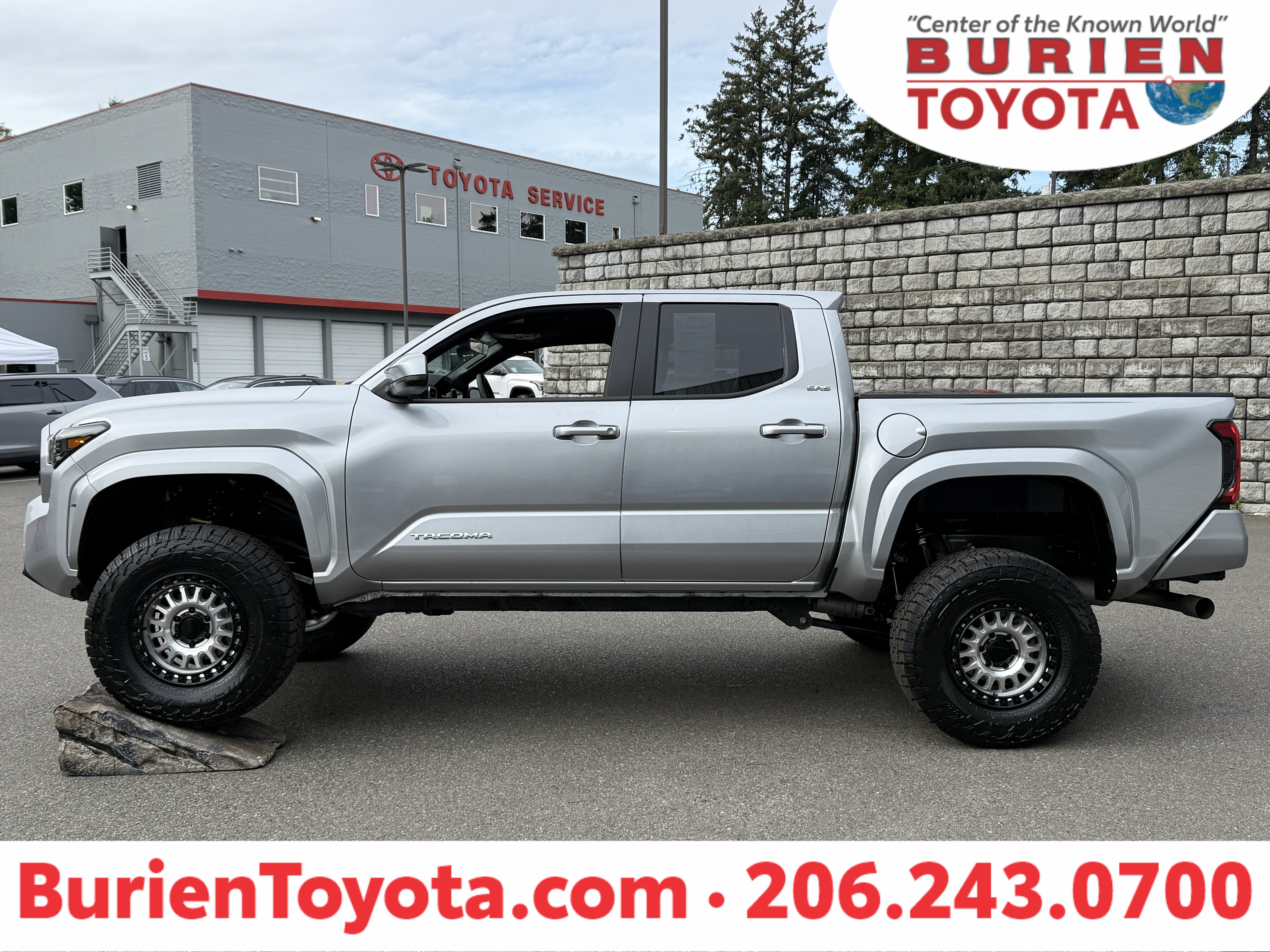 2026 Toyota Tacoma 4WD SR5