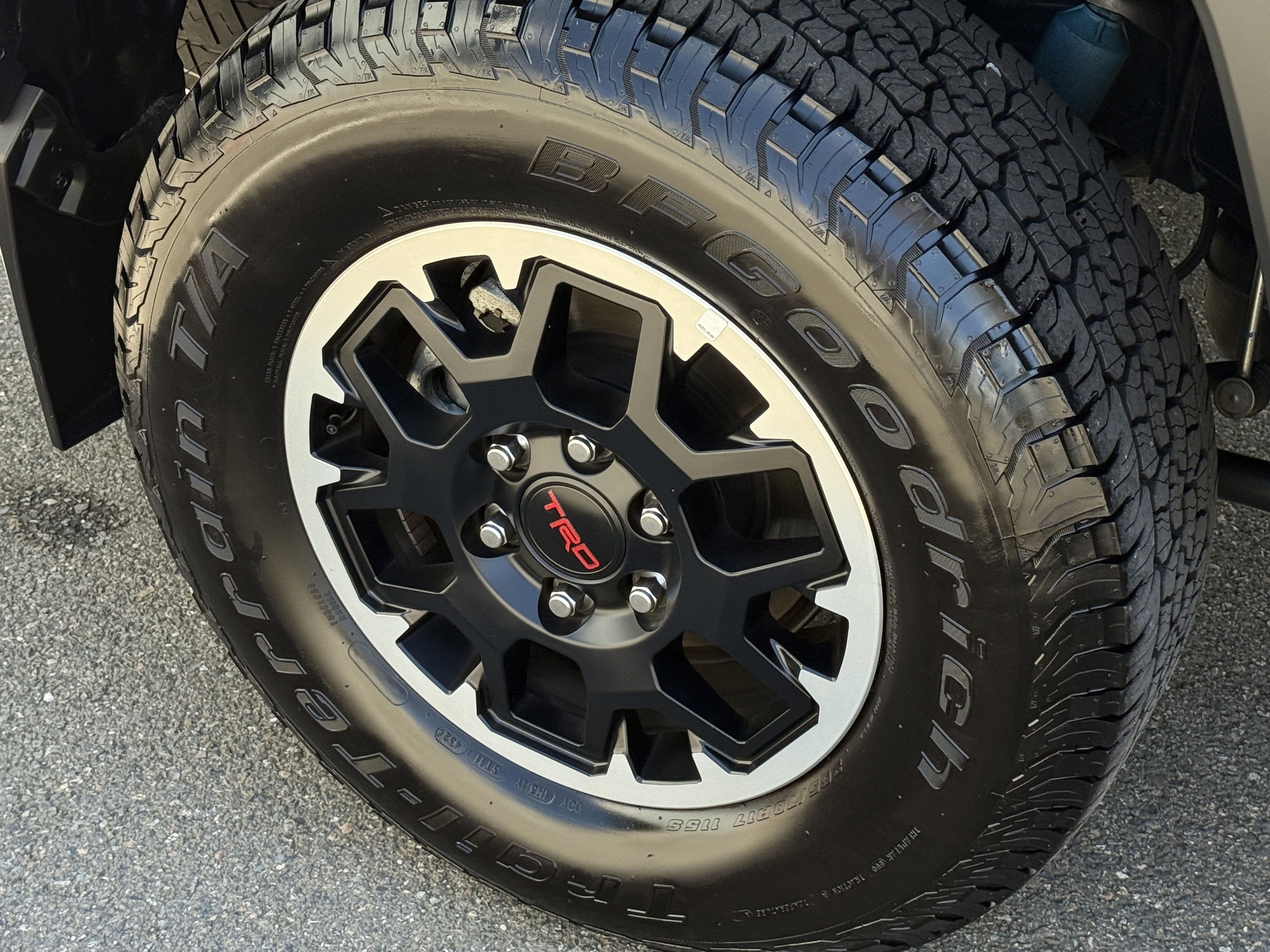 2024 Toyota Tacoma 4WD TRD Off-Road