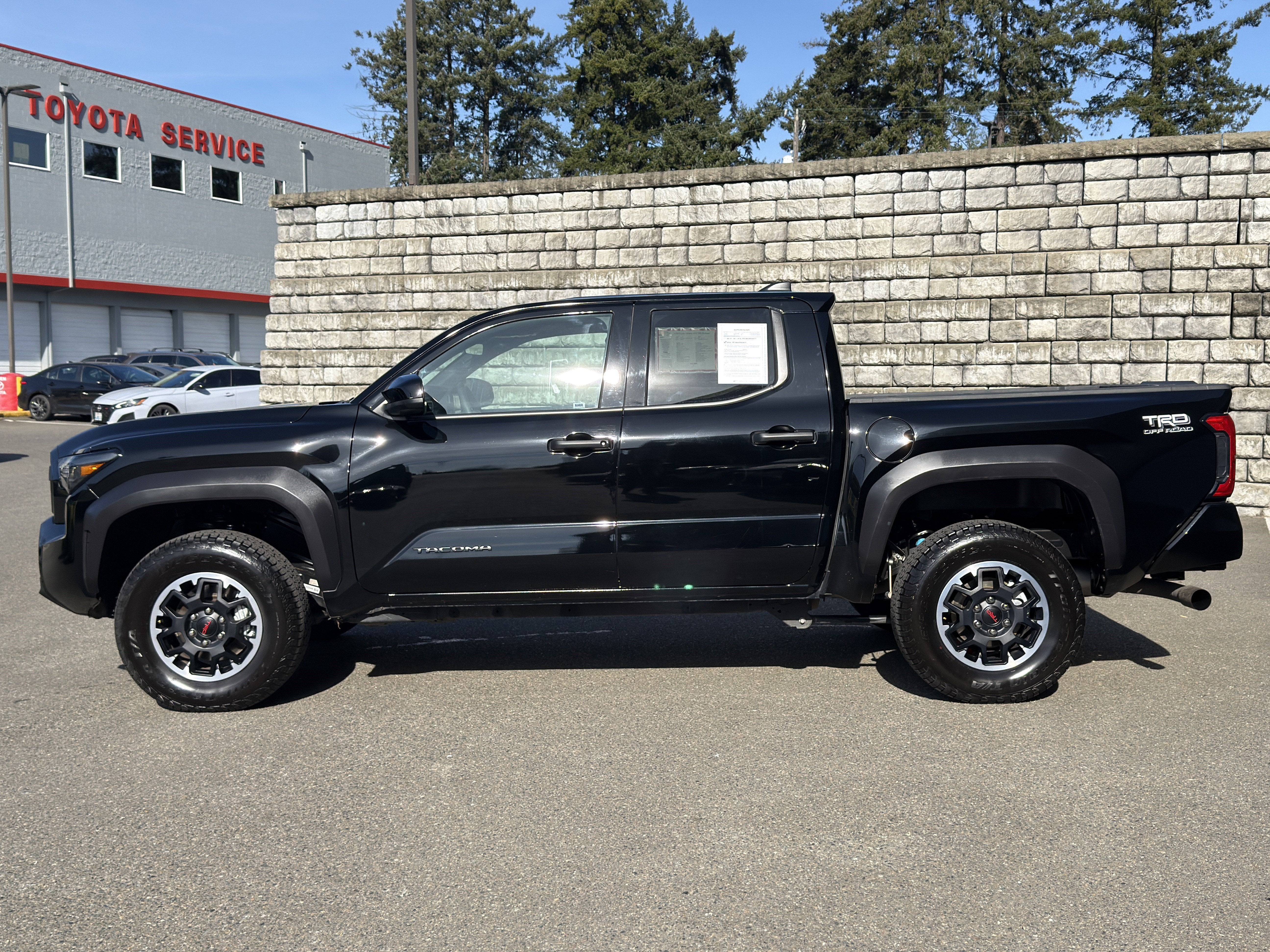 2025 Toyota Tacoma 4WD TRD Off-Road