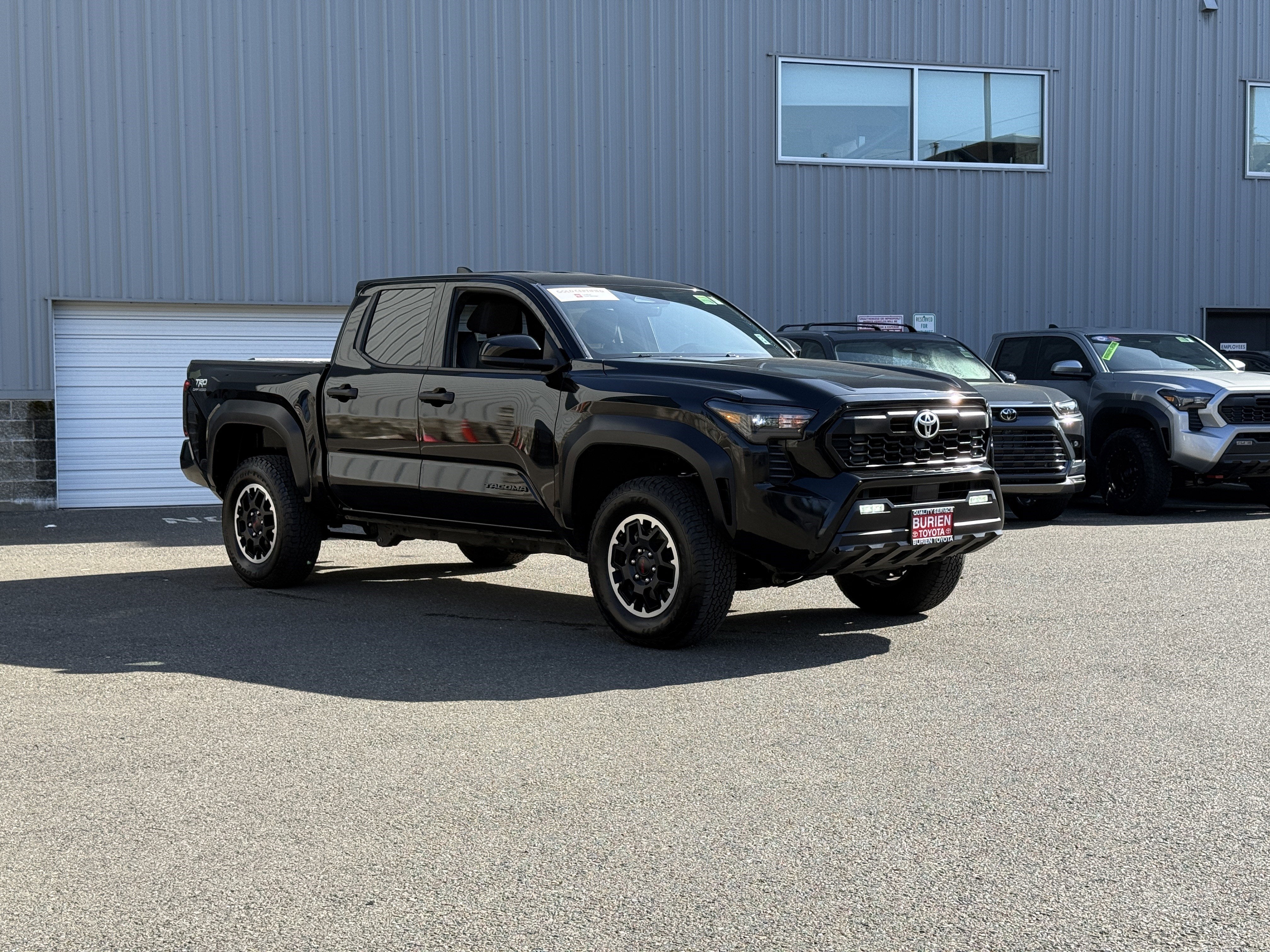 2025 Toyota Tacoma 4WD TRD Off-Road