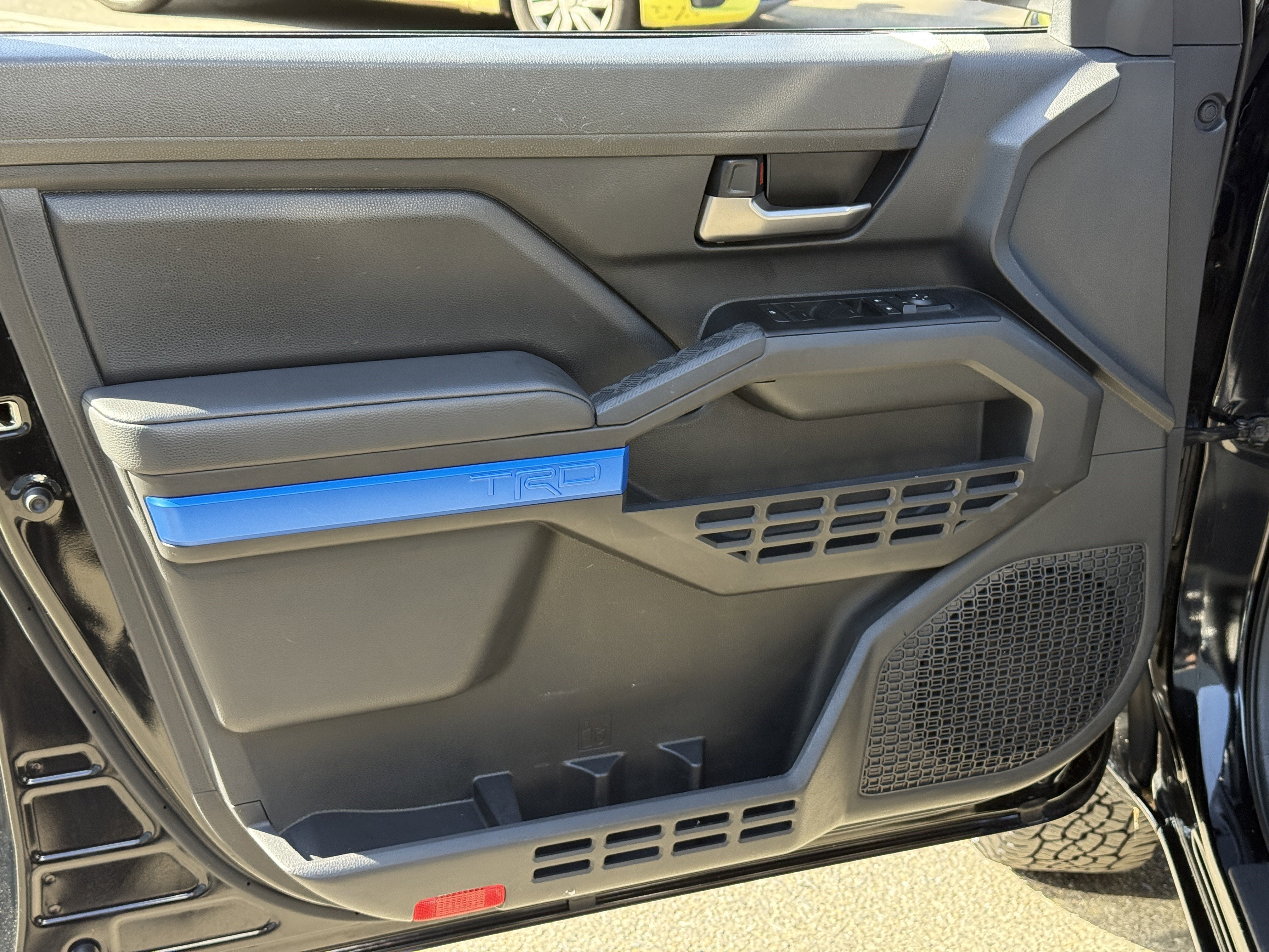 2025 Toyota Tacoma 4WD TRD Off-Road