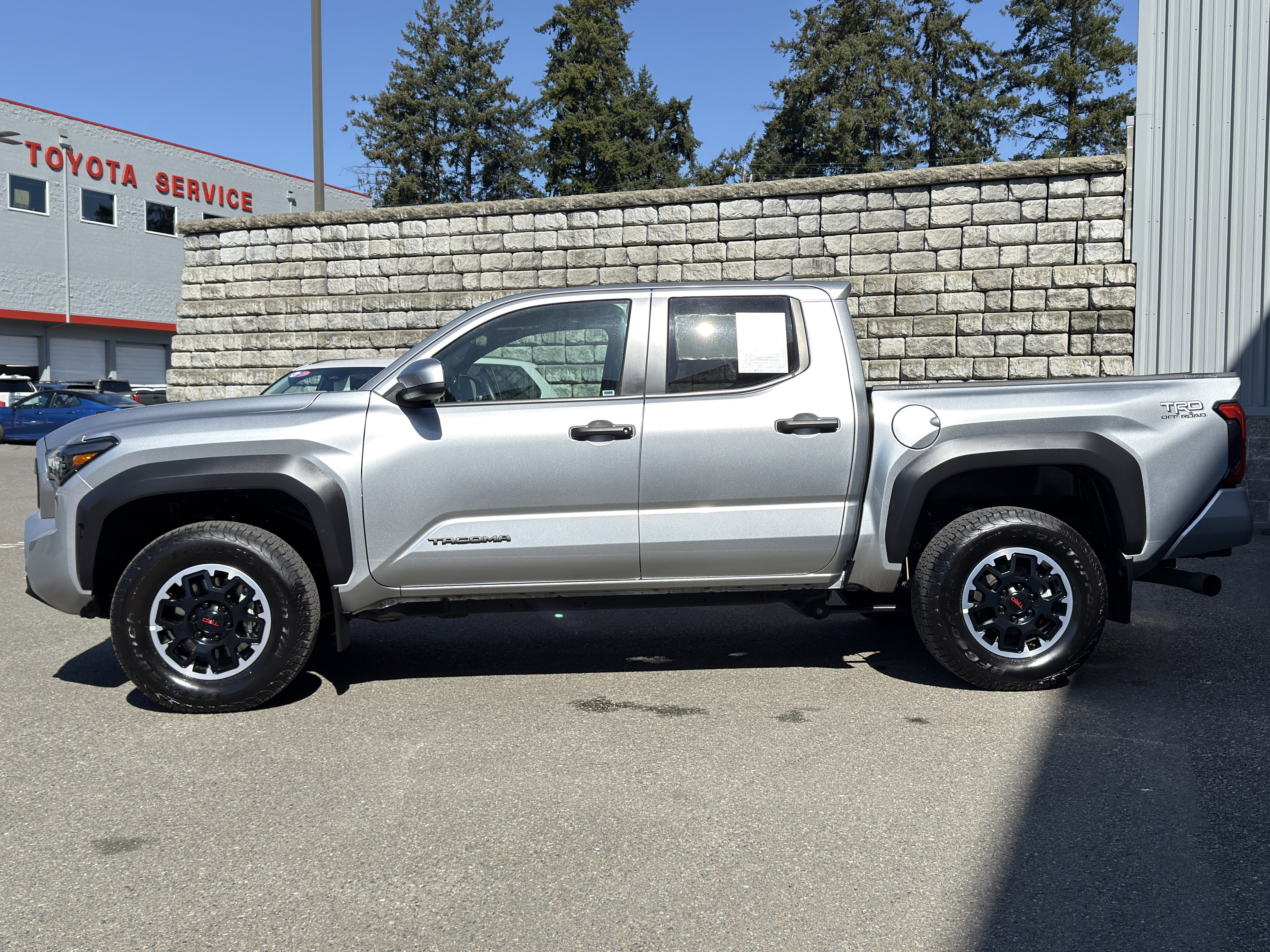 2024 Toyota Tacoma 4WD TRD Off-Road