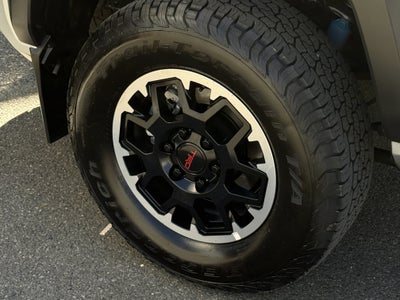 2024 Toyota Tacoma 4WD TRD Off-Road