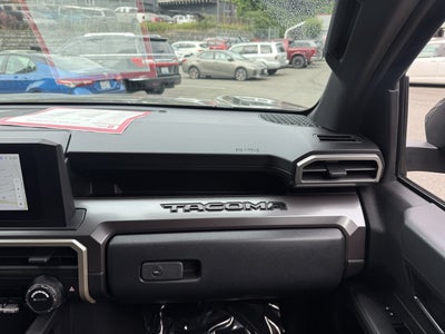 2025 Toyota Tacoma 4WD SR5